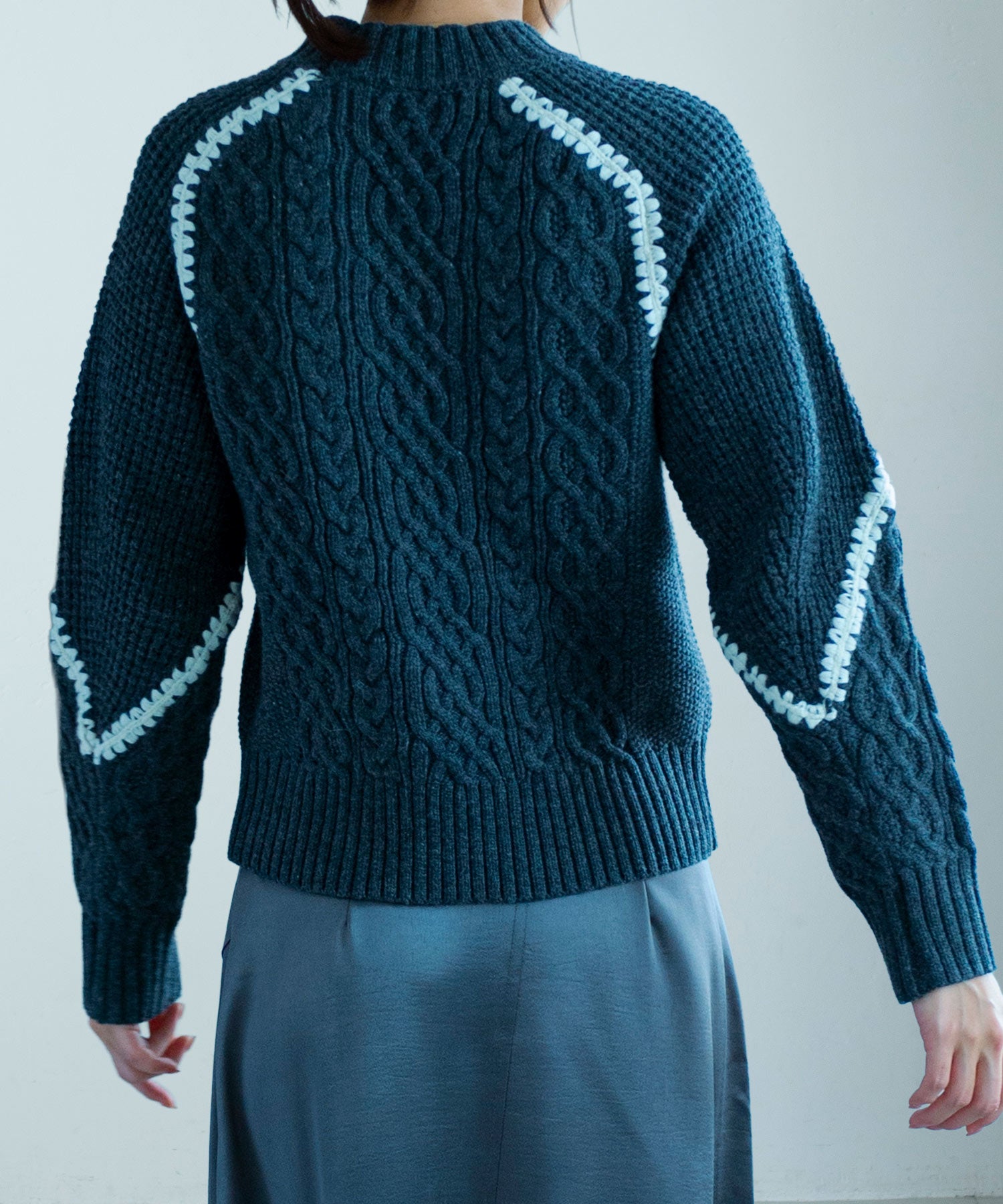 ウォッシャブルケーブルニット