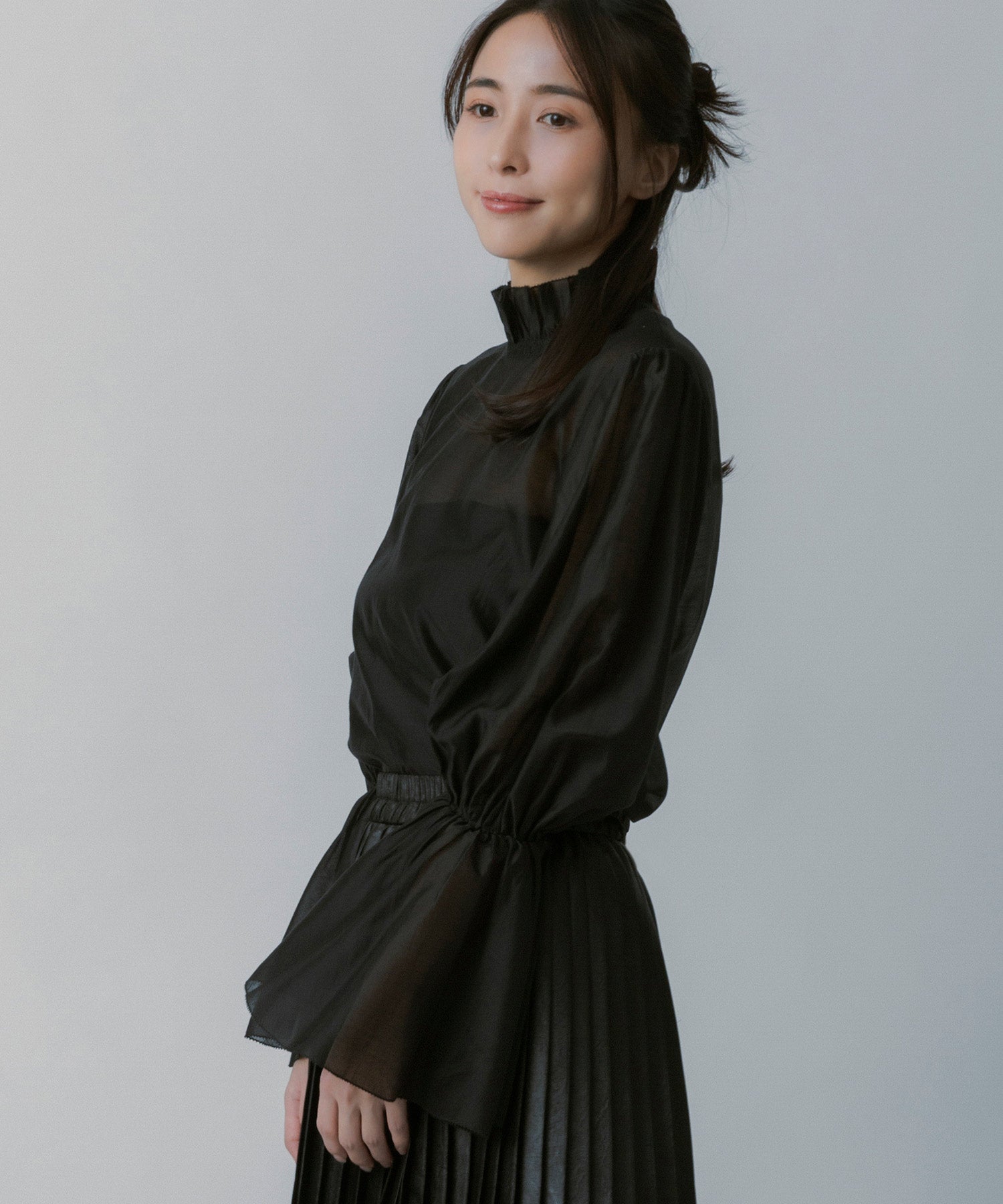 フレアスリーブ スタンドネックシアーブラウス【セレモニー/オケージョン】