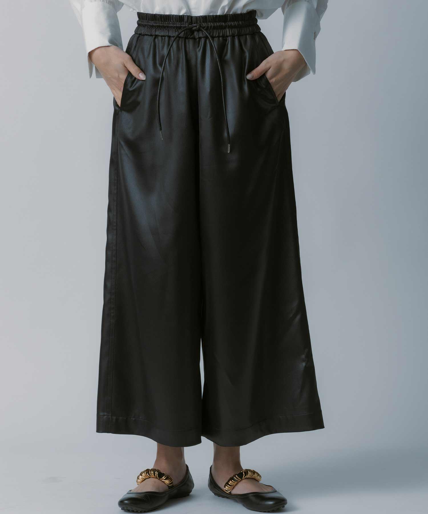 【2月中旬お届け】レザーライク チンツイージーパンツ