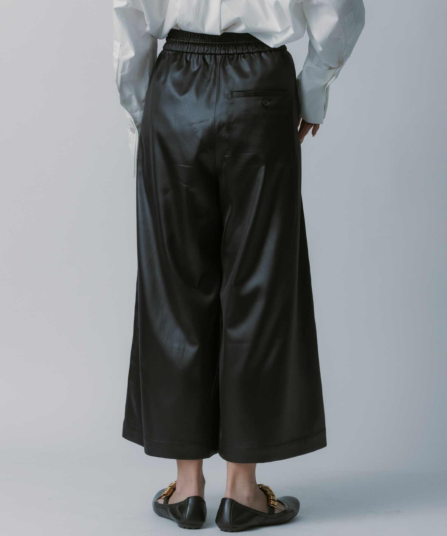 【2月中旬お届け】レザーライク チンツイージーパンツ