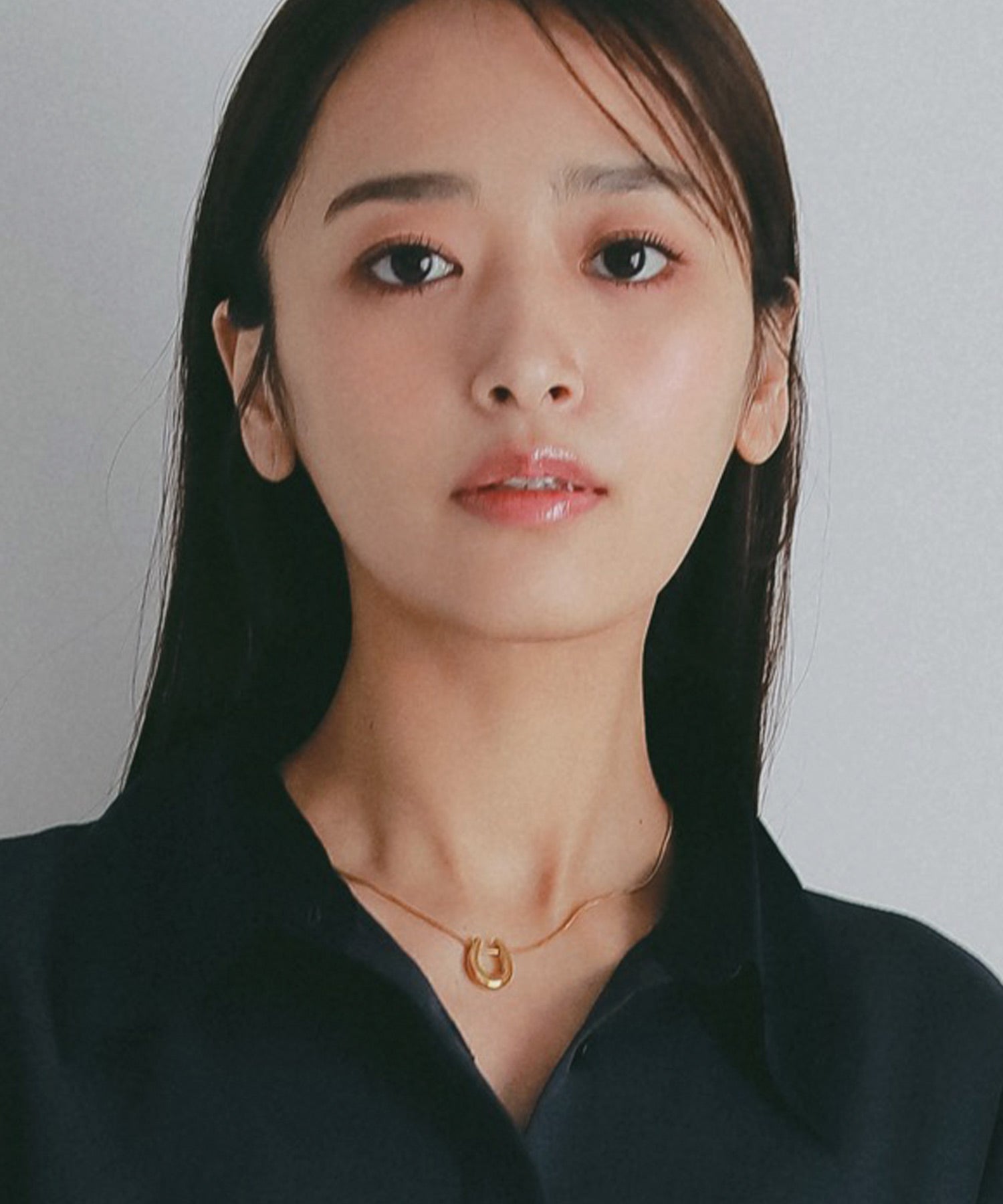 ホースシューネックレス