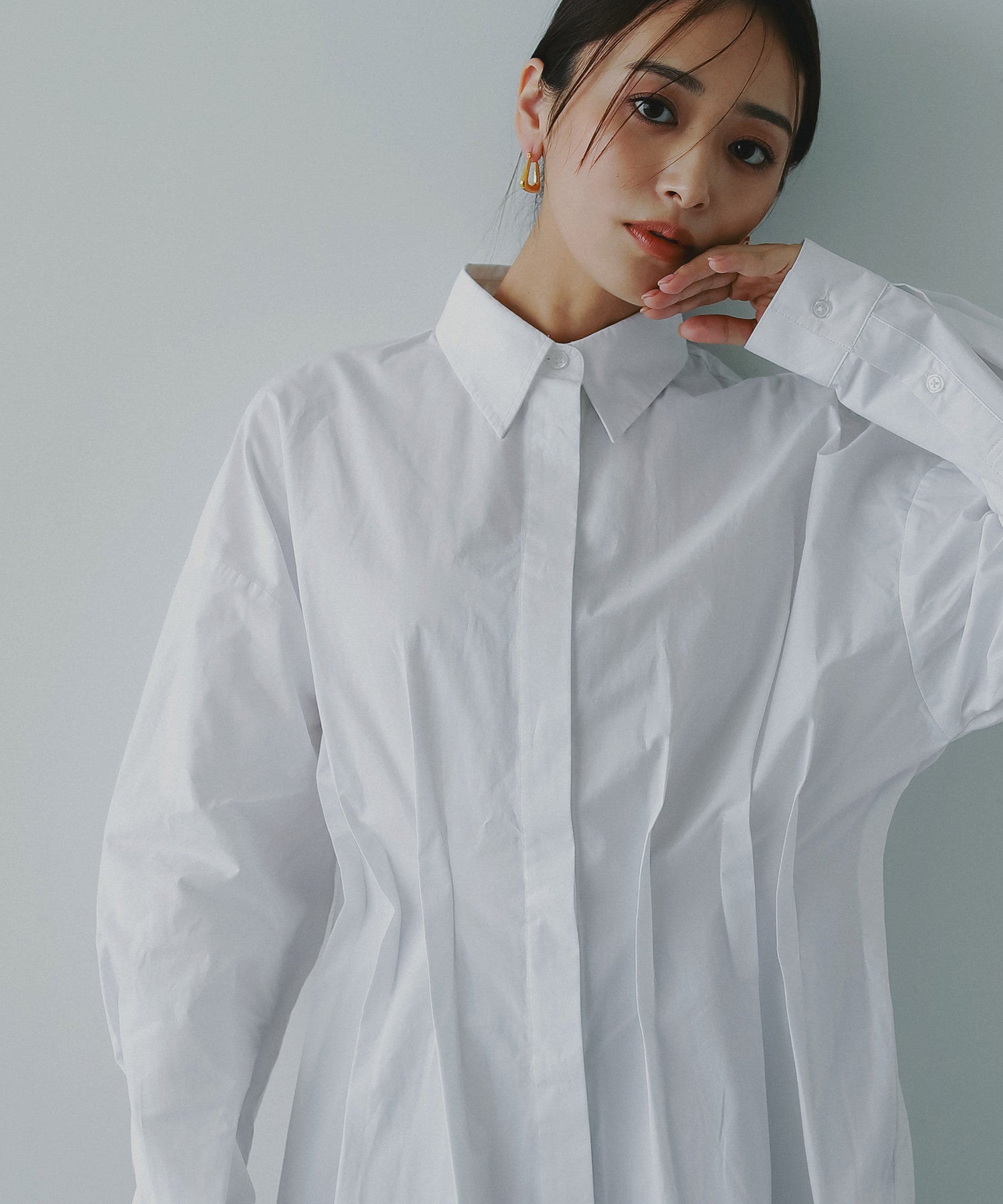 ウエストタックシャツ