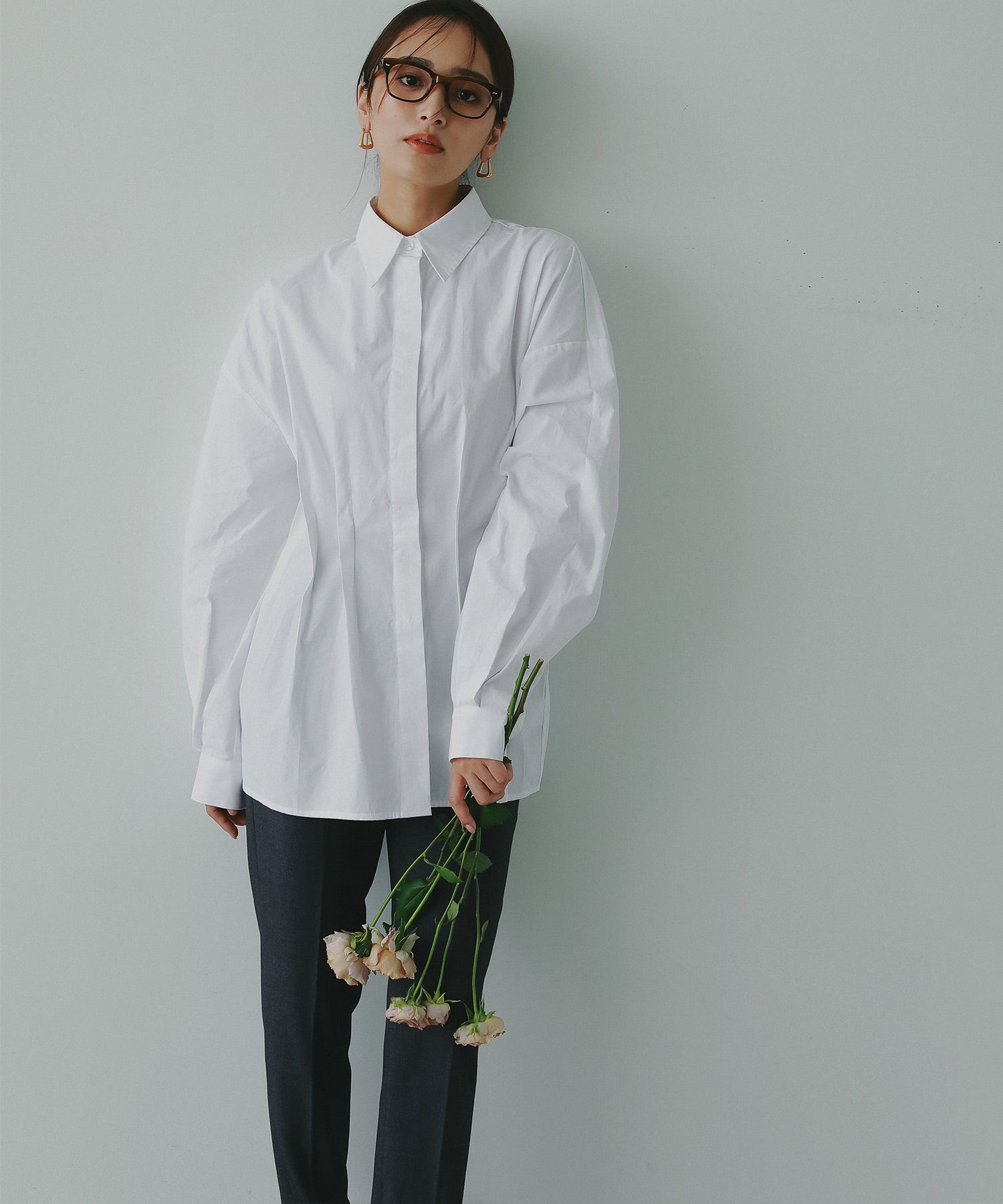 ストレッチテーパードパンツ