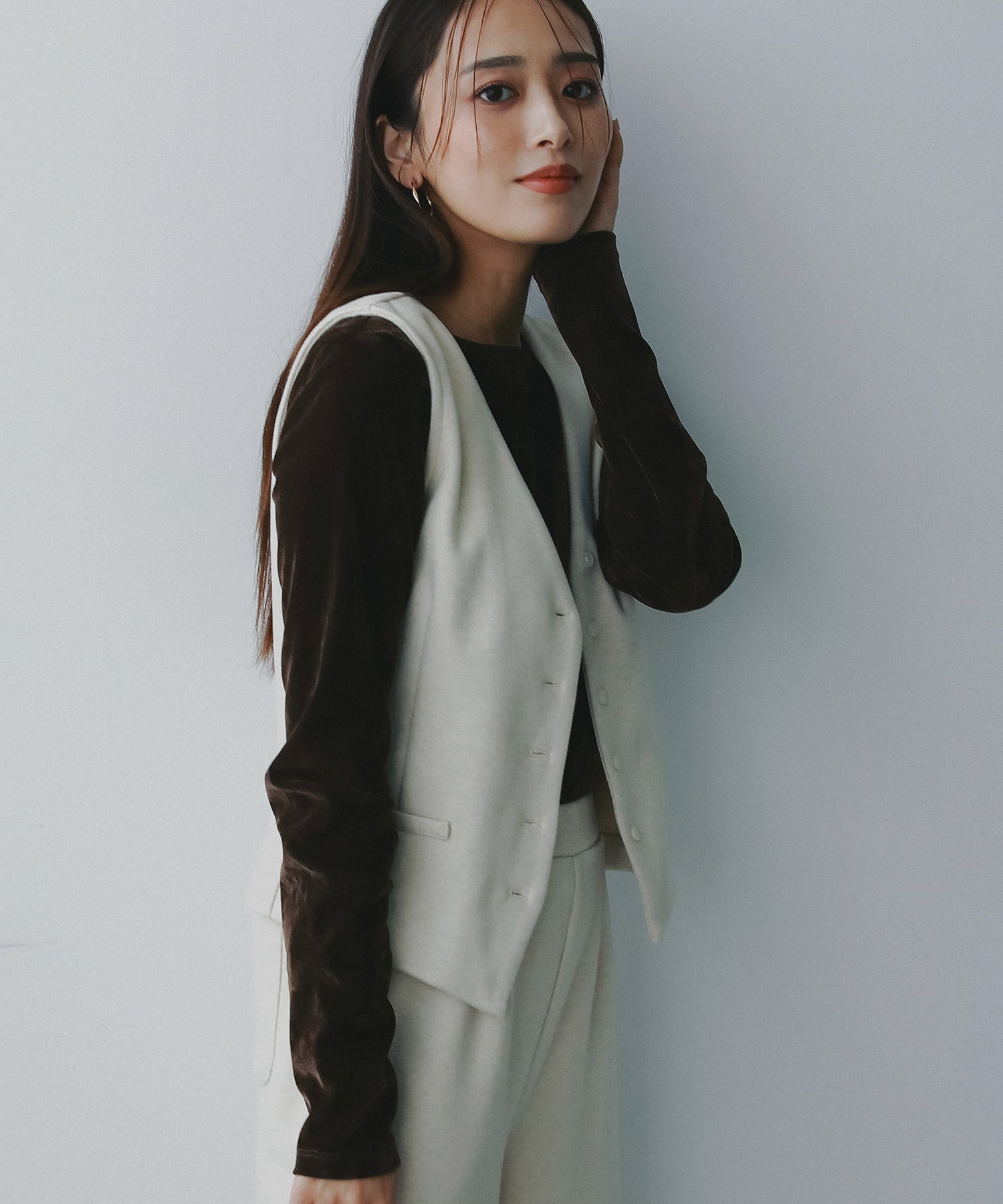 フェルトニットVネックジレ