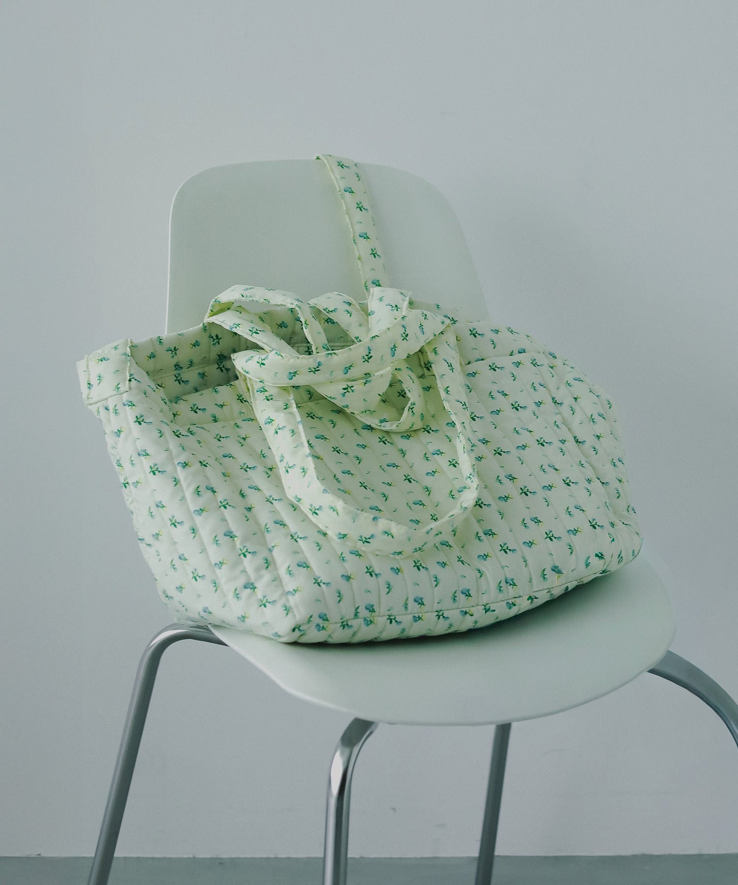 メルトキルティングトートバッグ