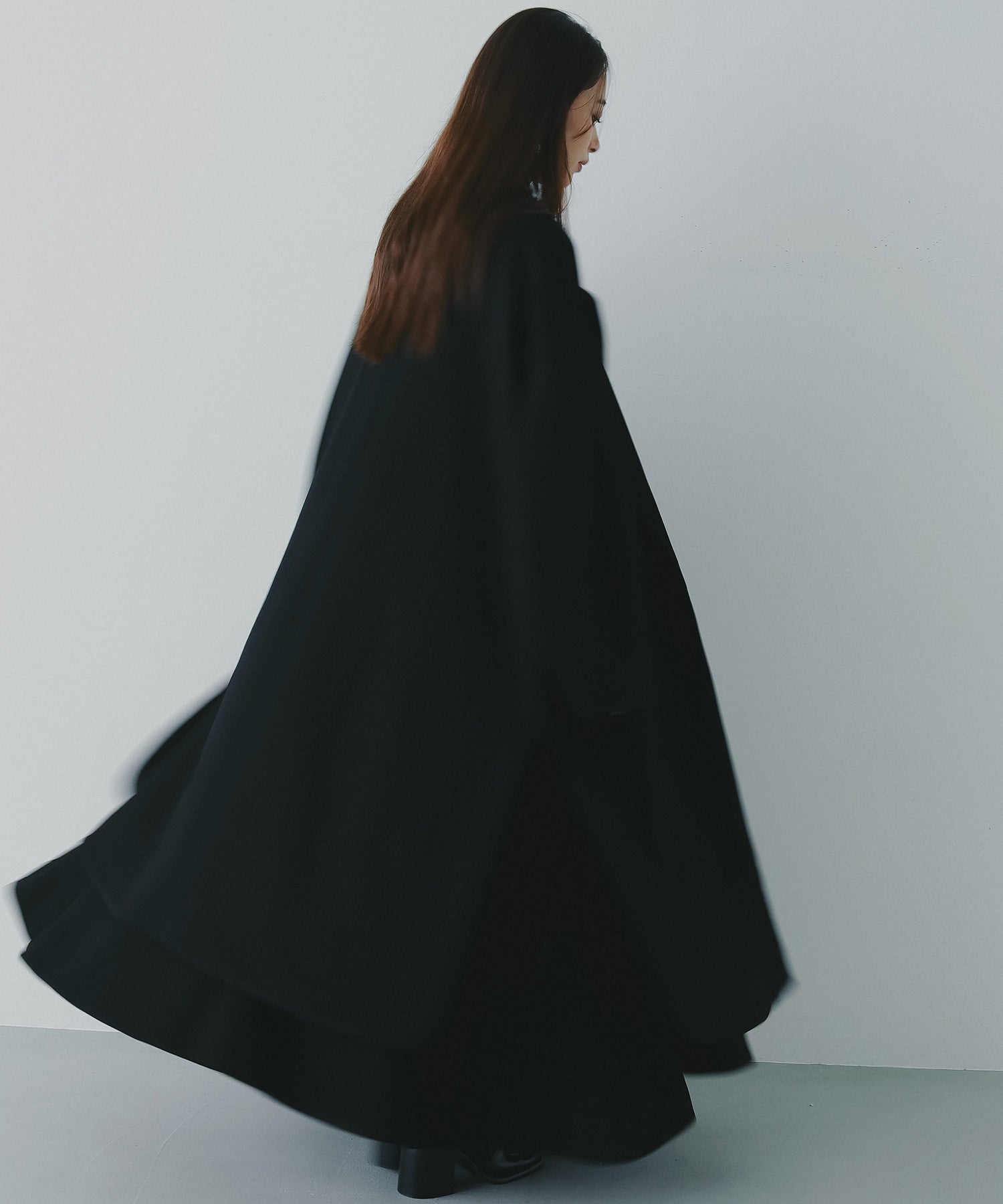 スムースポンチロングコート