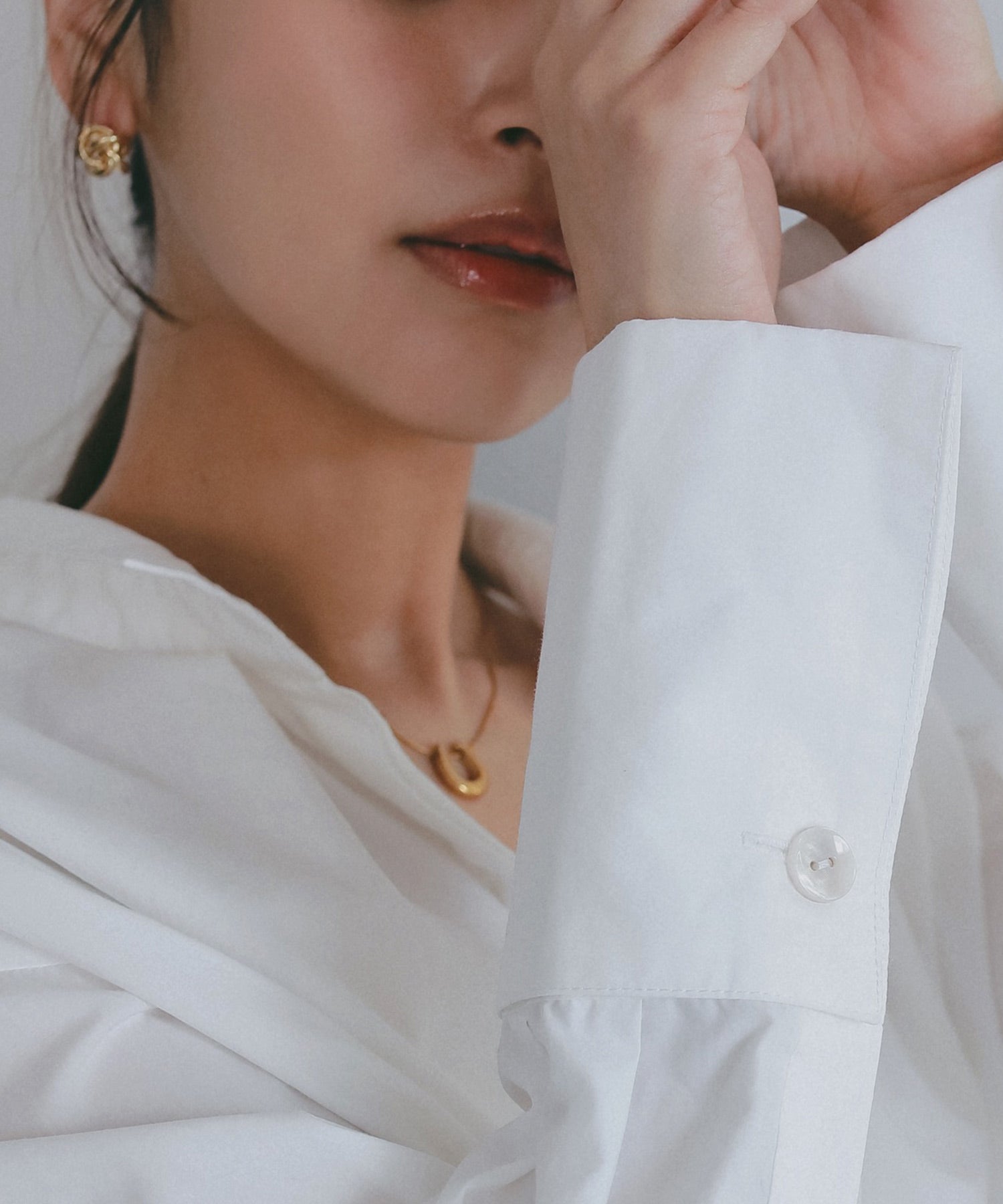 ホースシューネックレス