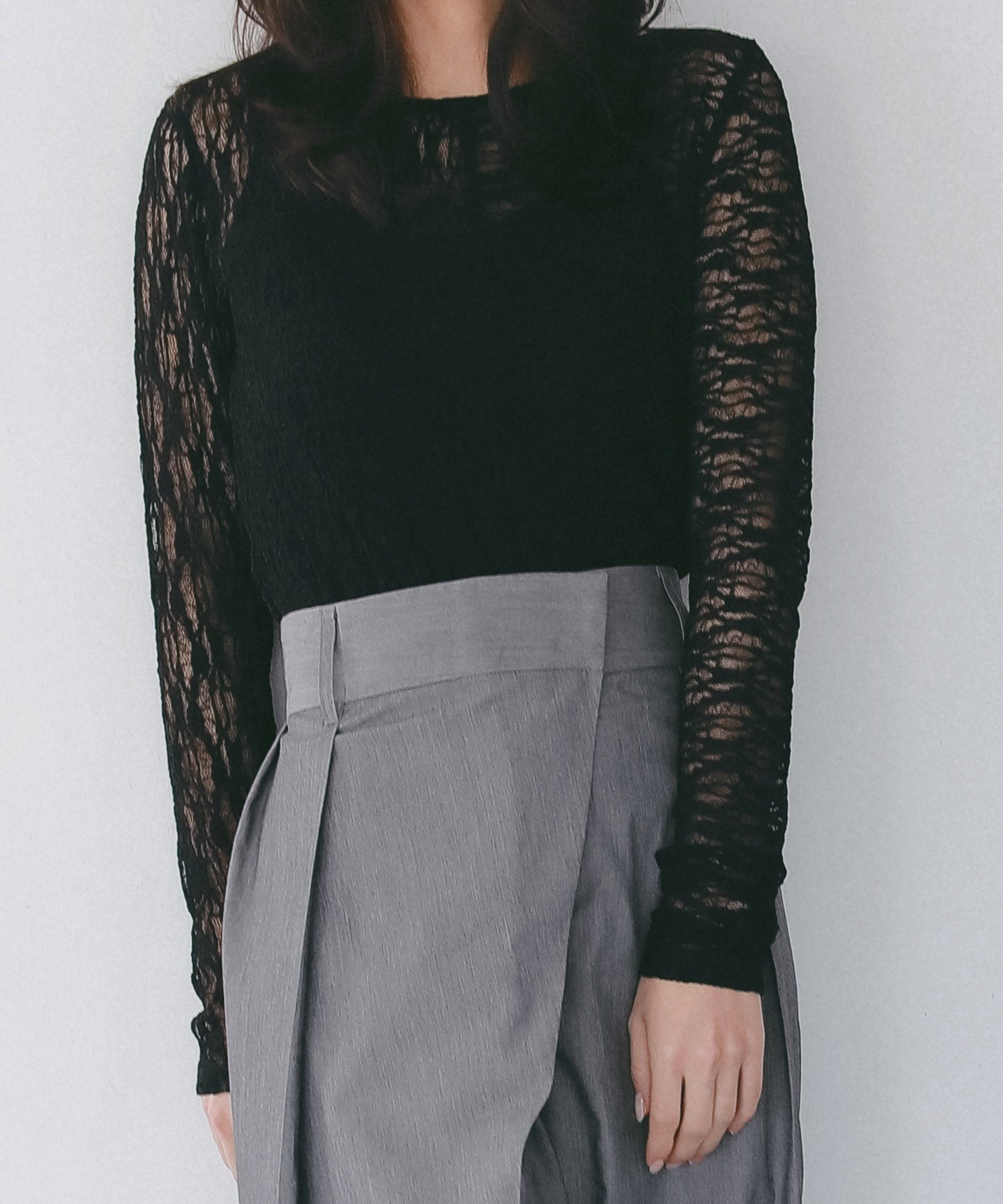 ストレッチシアーレース長袖トップス
