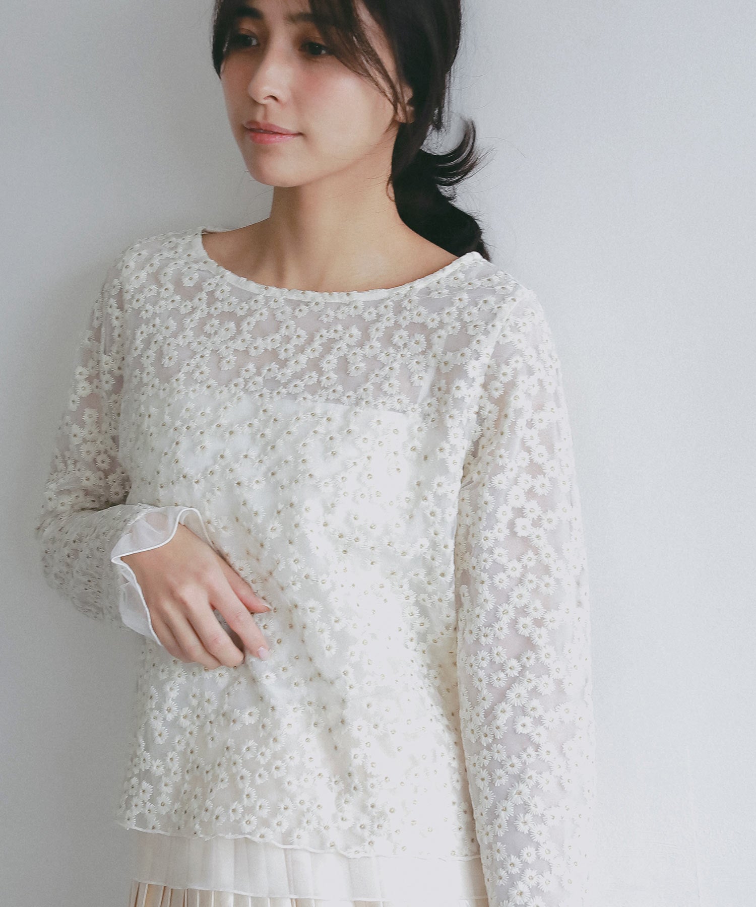 シアージャガードフラワーカットソー