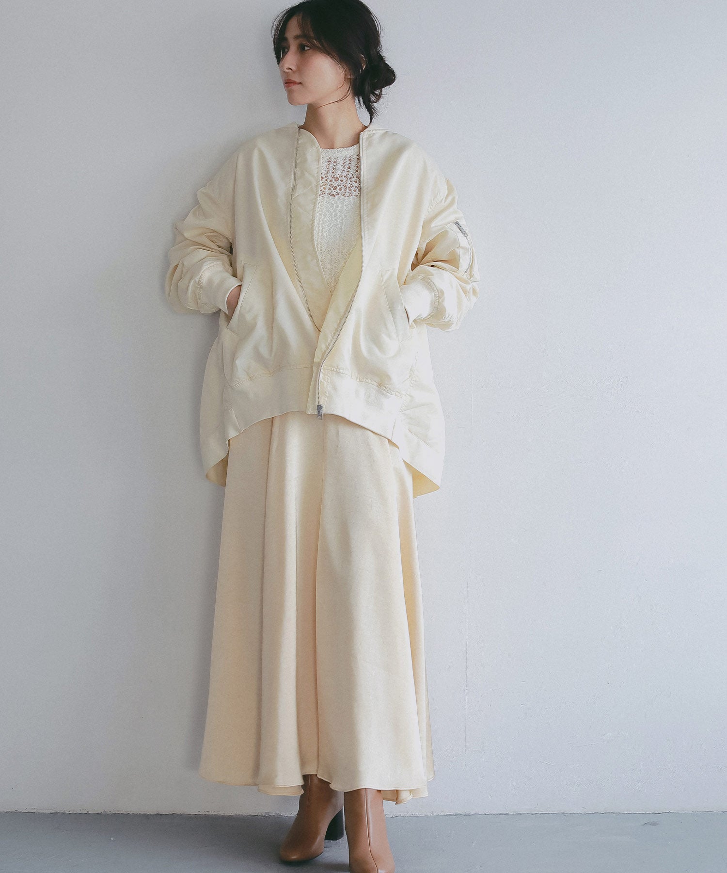 スムースサテンフレアスカート