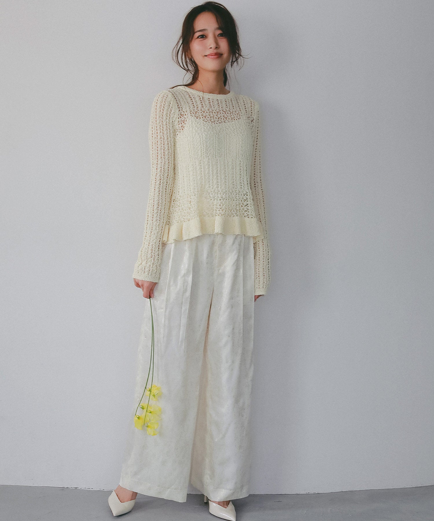 箔プリントタックパンツ