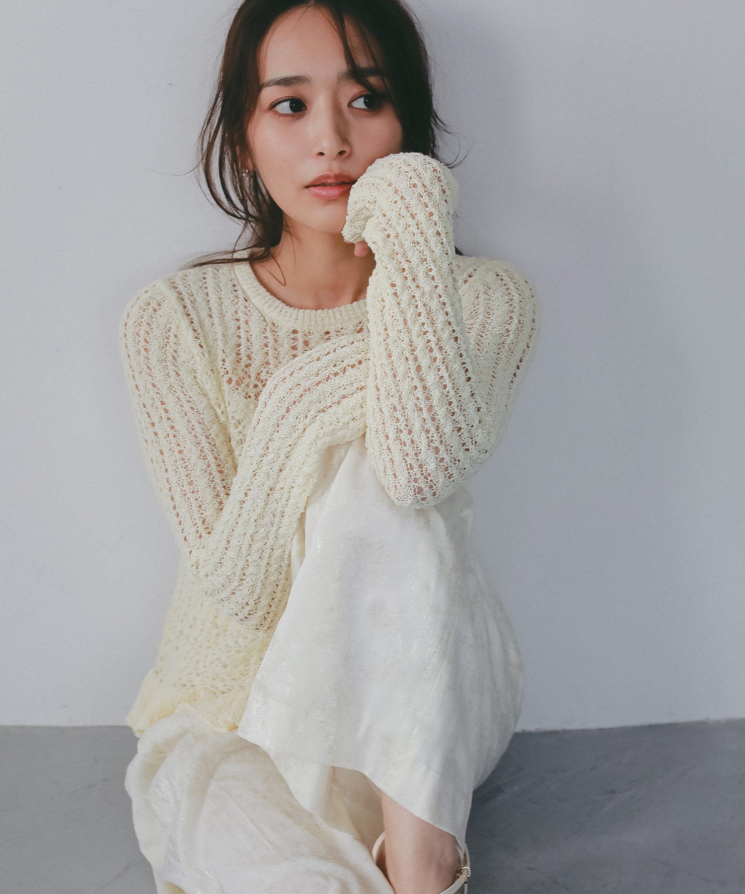 箔プリントタックパンツ