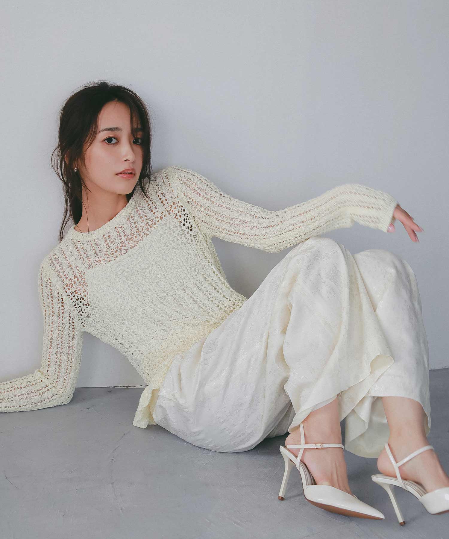 ペプラムクロシェ シアーニット