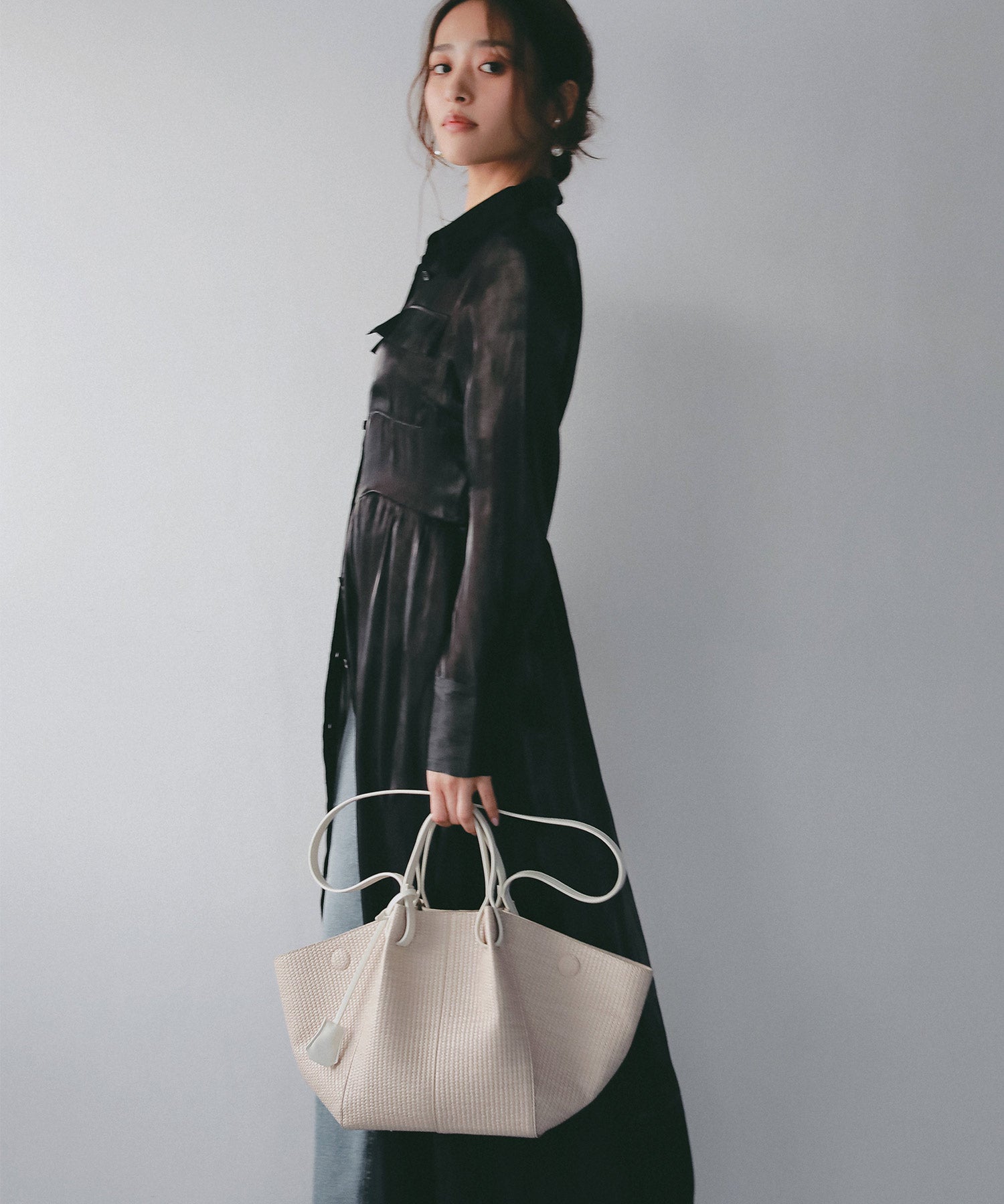 2WAY光沢シアーシャツワンピース