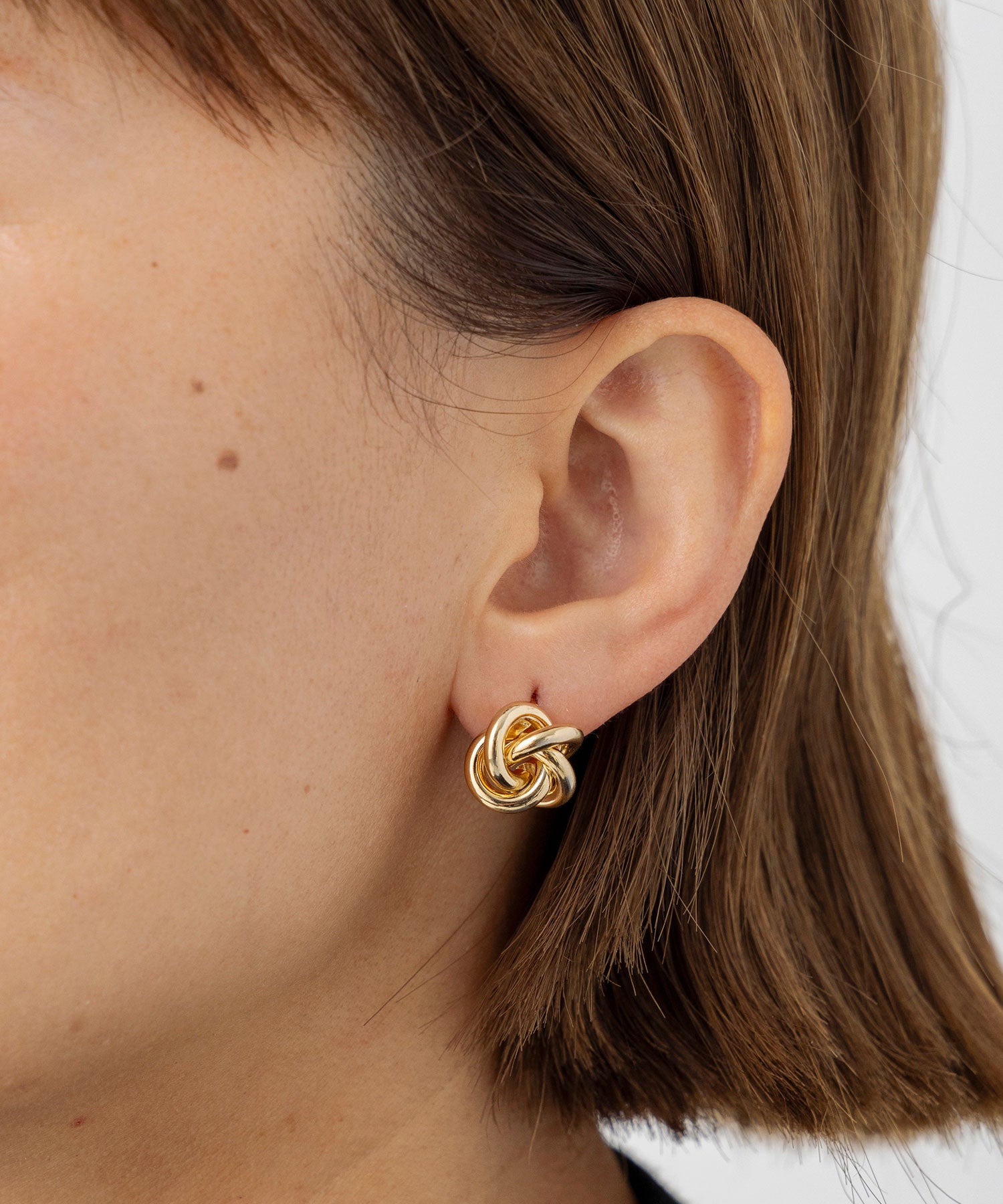 ノットデザインメタルピアス