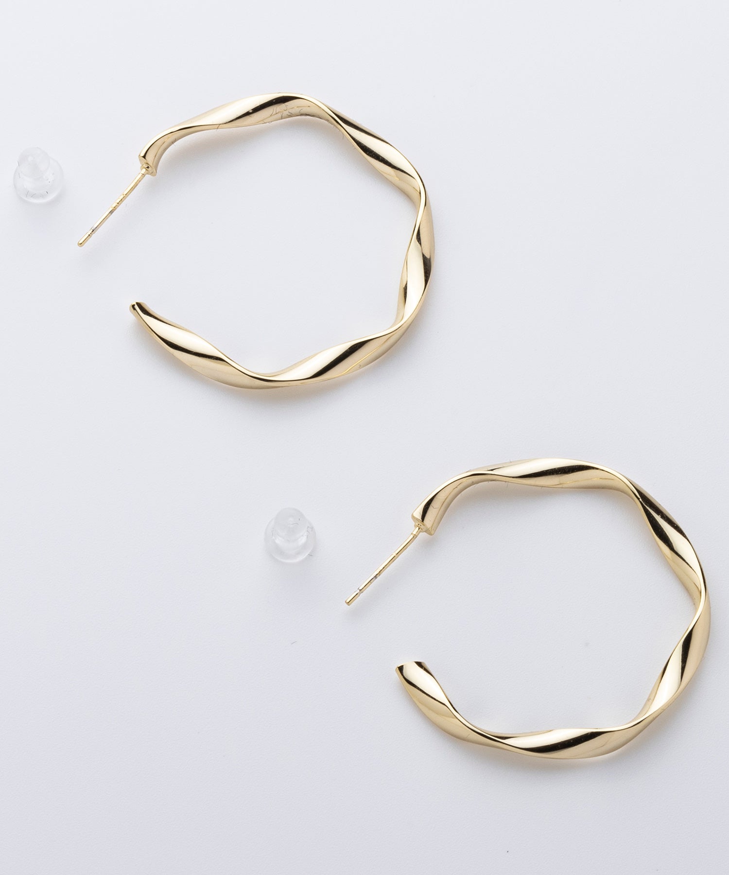 【9月下旬お届け予約商品】ツイストフープピアス