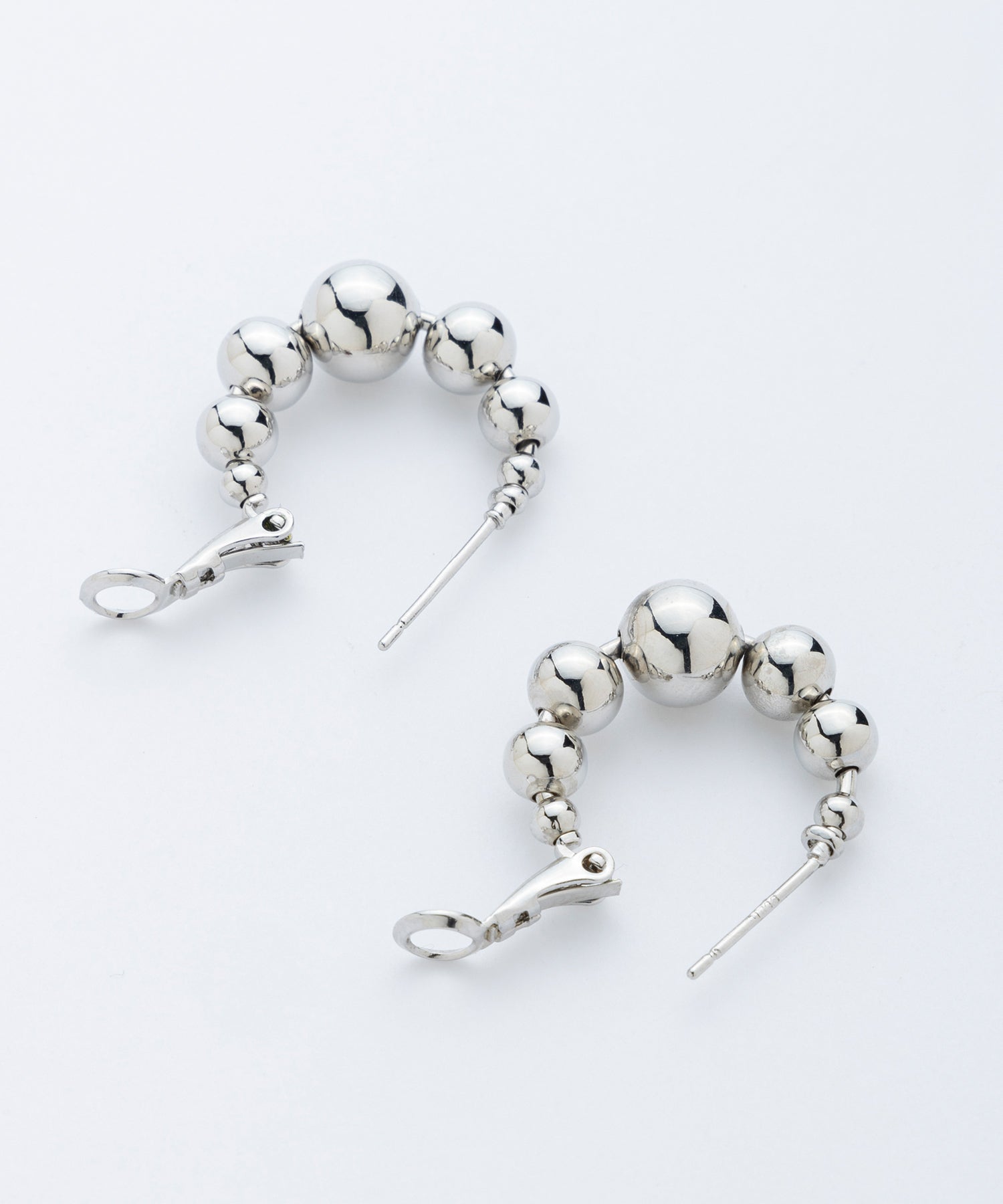 メタルボールフープピアス