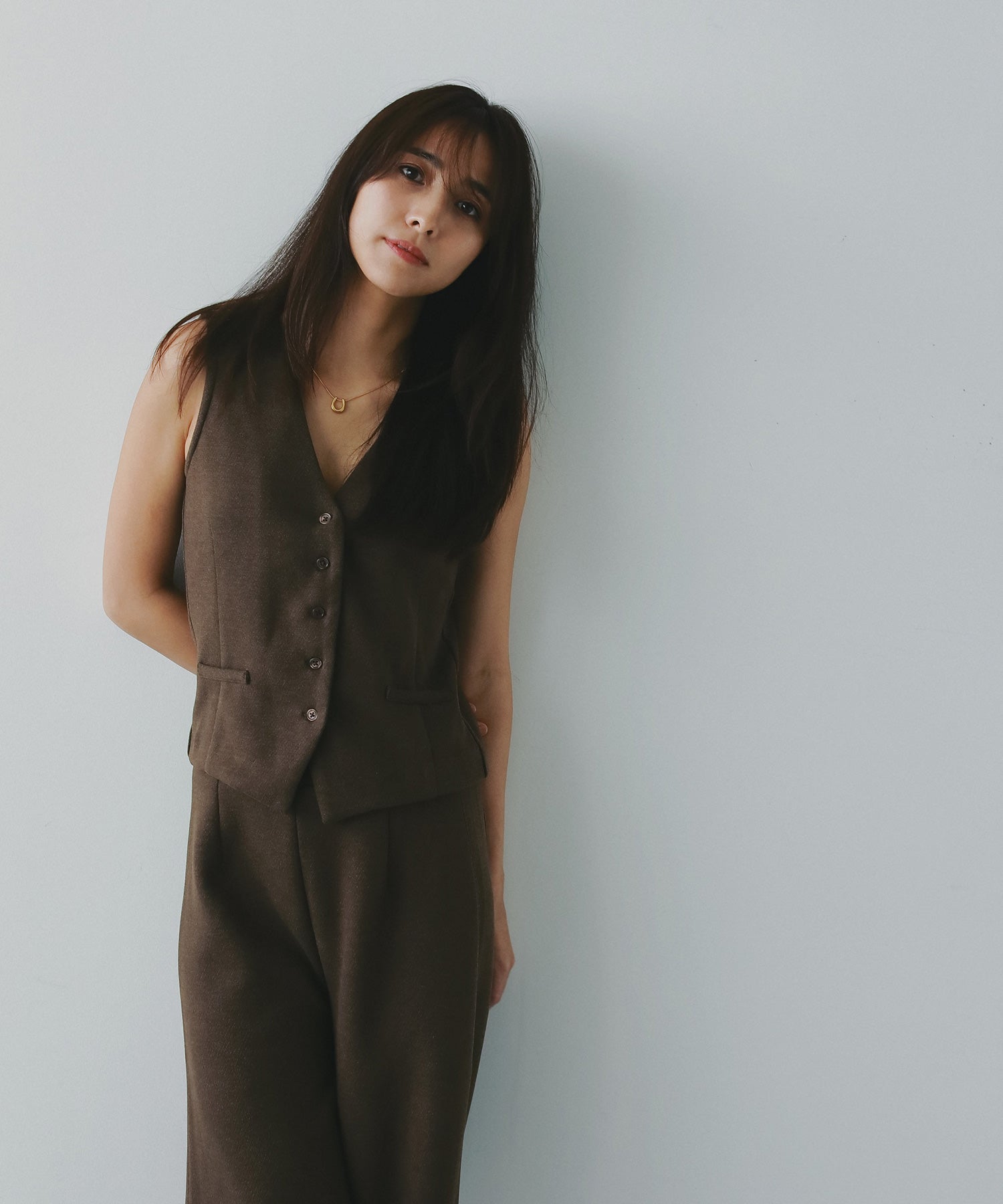 ホースシューネックレス