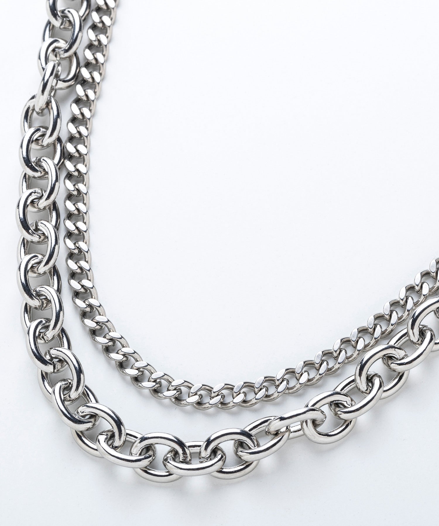 レイヤードチェーンネックレス