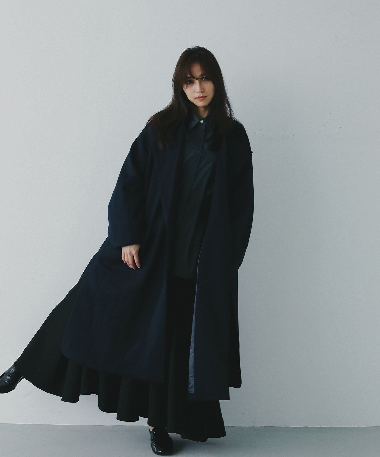 スムースポンチロングコート