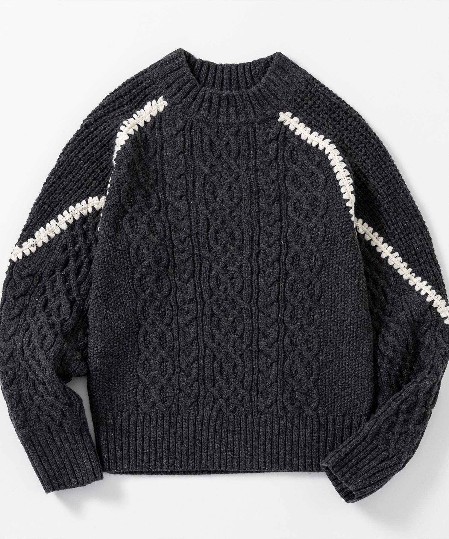 ウォッシャブルケーブルニット