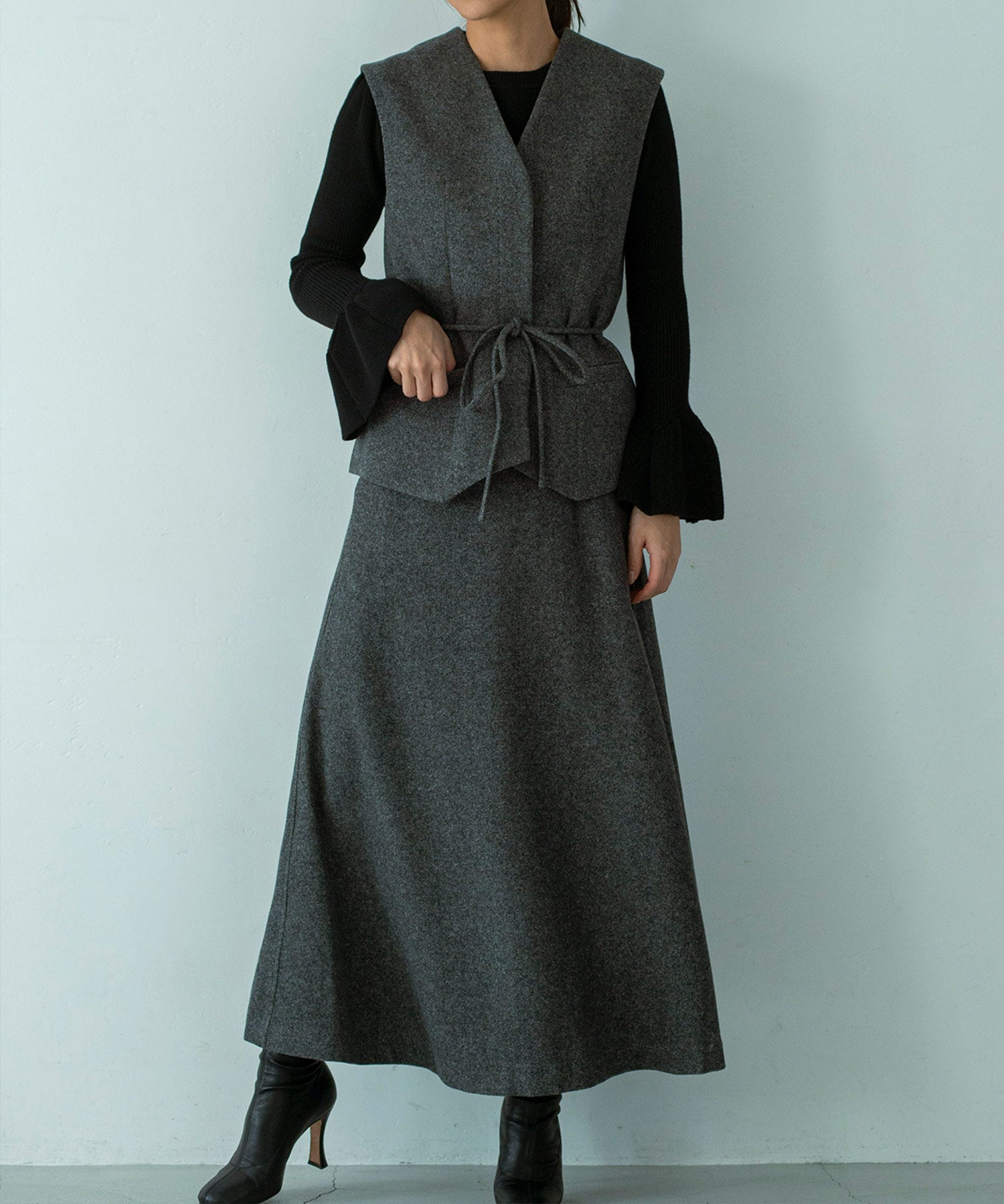 2WAYメロウハイネック衿付きニット