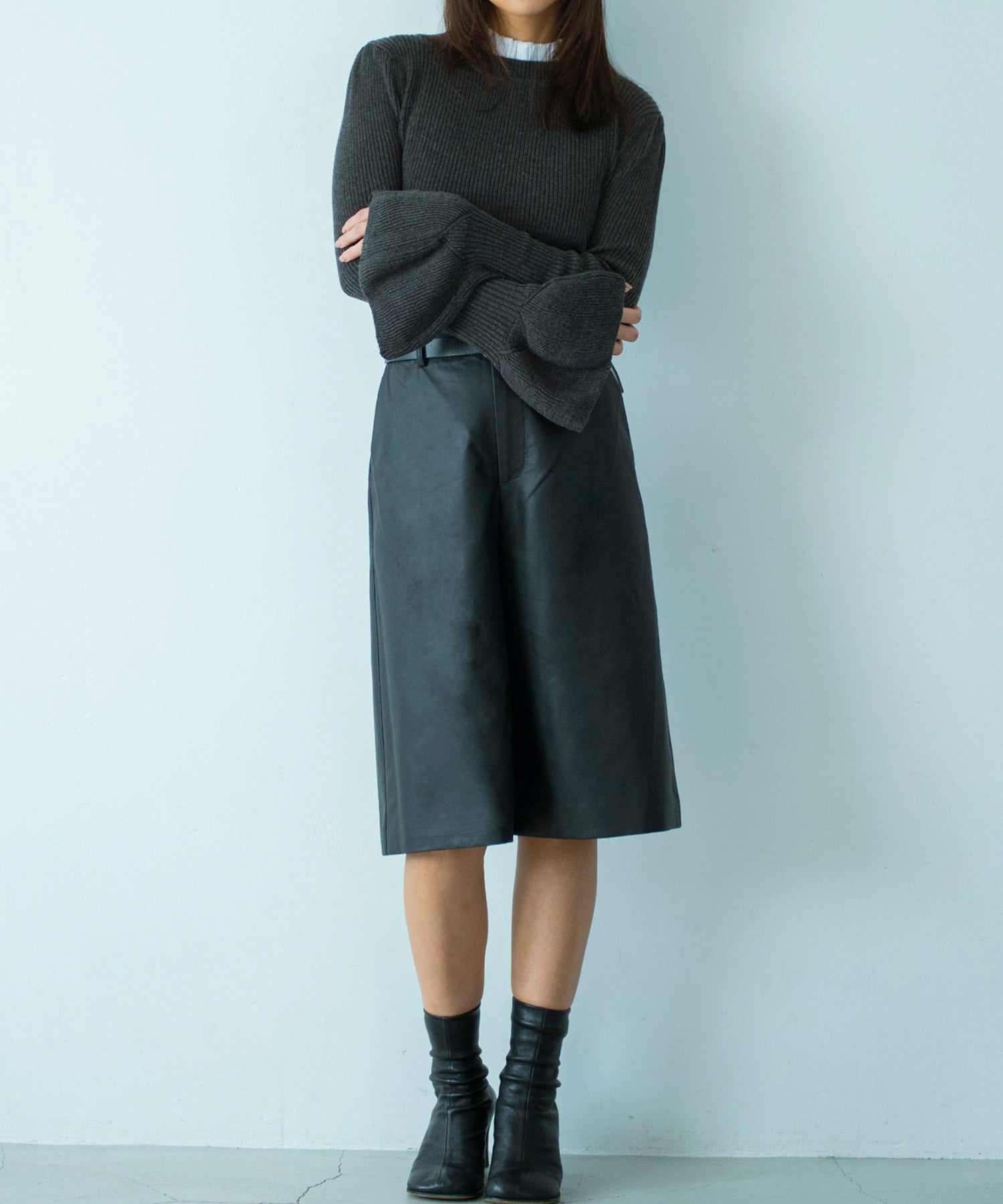 2WAYメロウハイネック衿付きニット