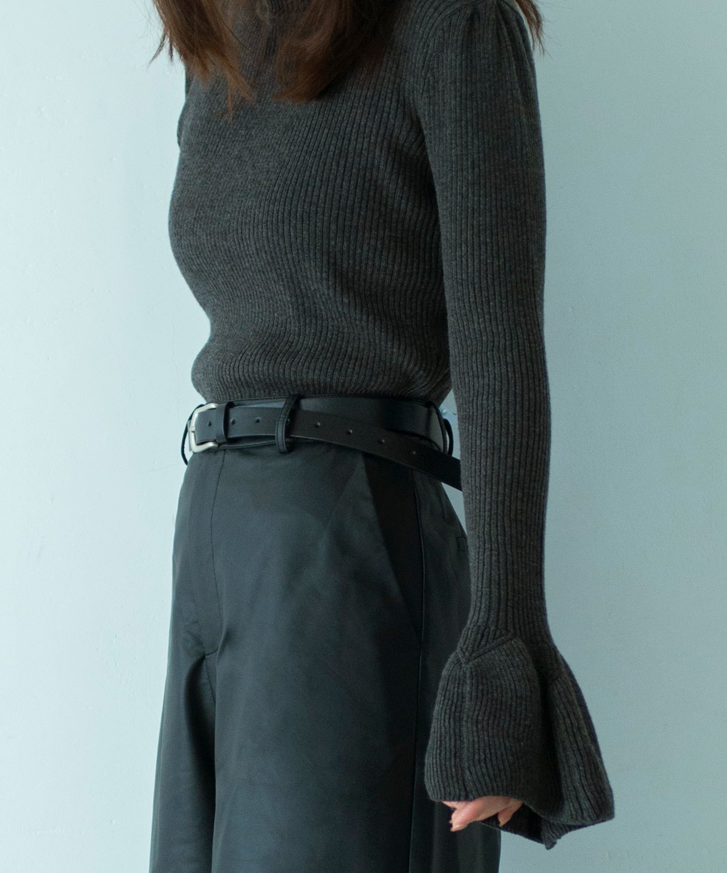 2WAYメロウハイネック衿付きニット