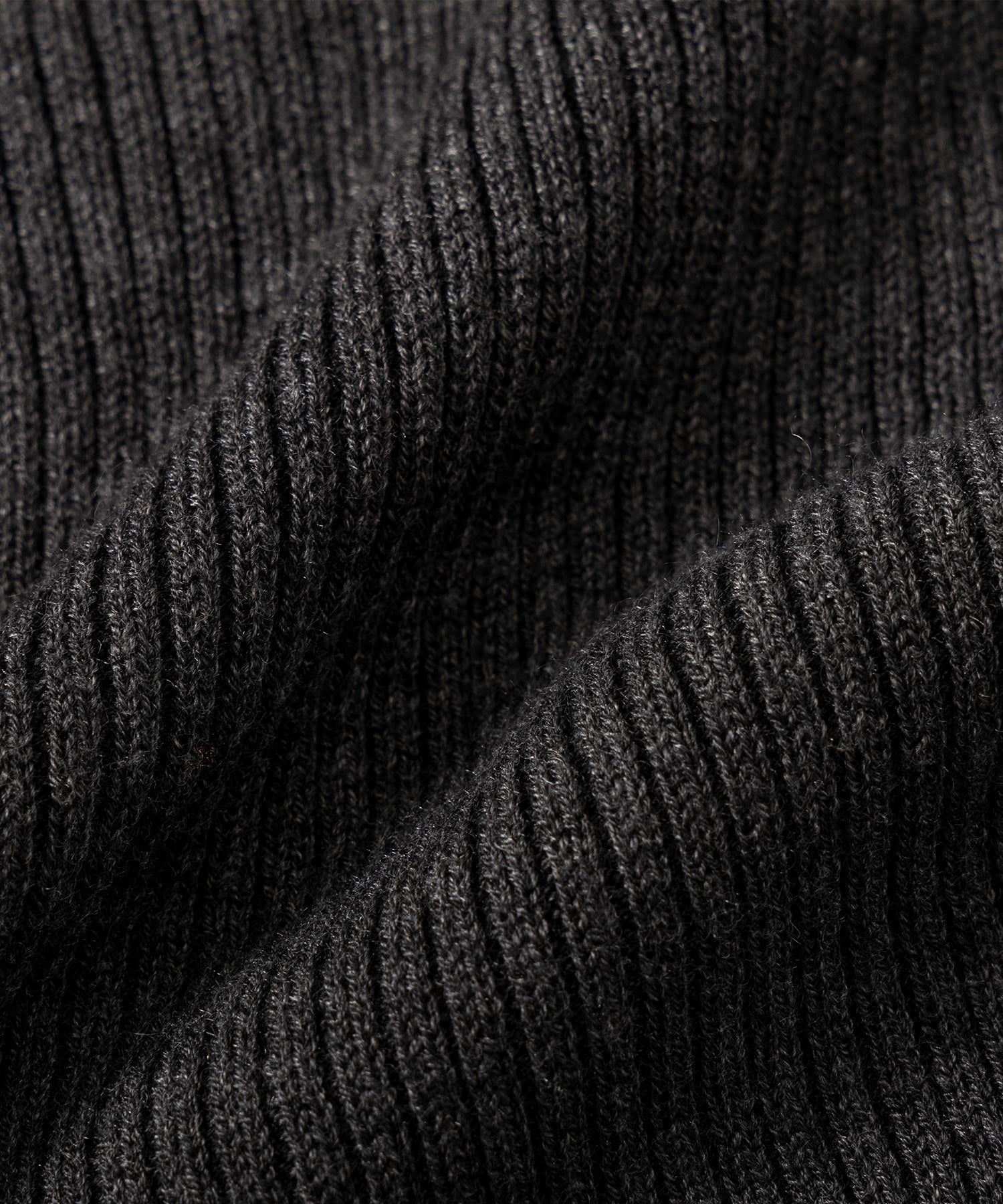 2WAYメロウハイネック衿付きニット