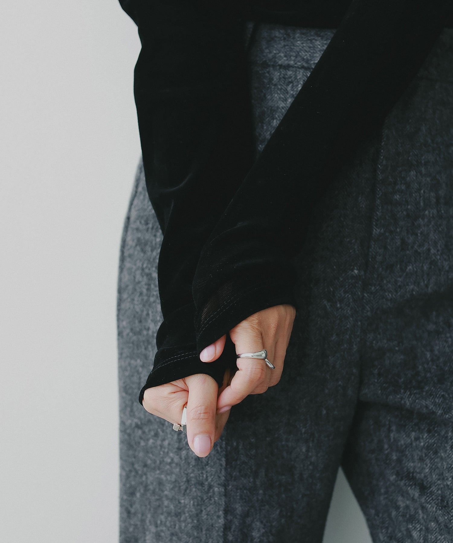 ヘリンボーンウールツイードワイドパンツ