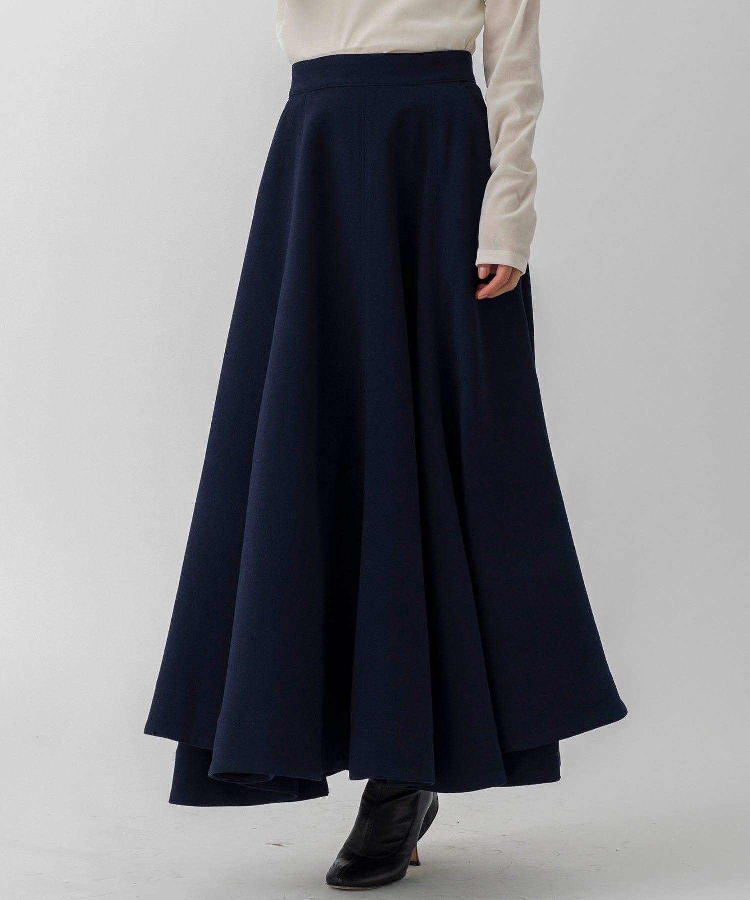フレアロングスカート