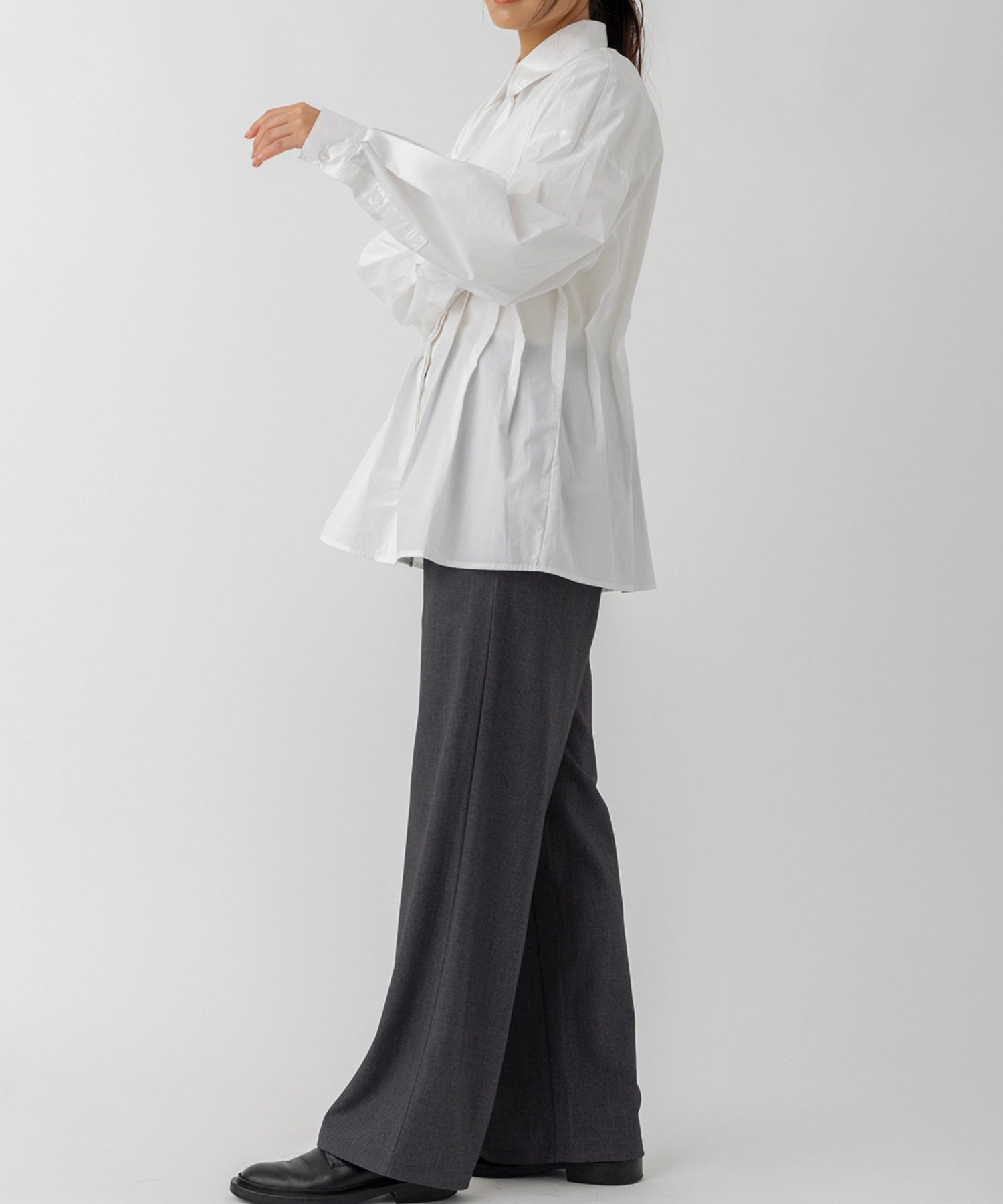 ウエストタックシャツ