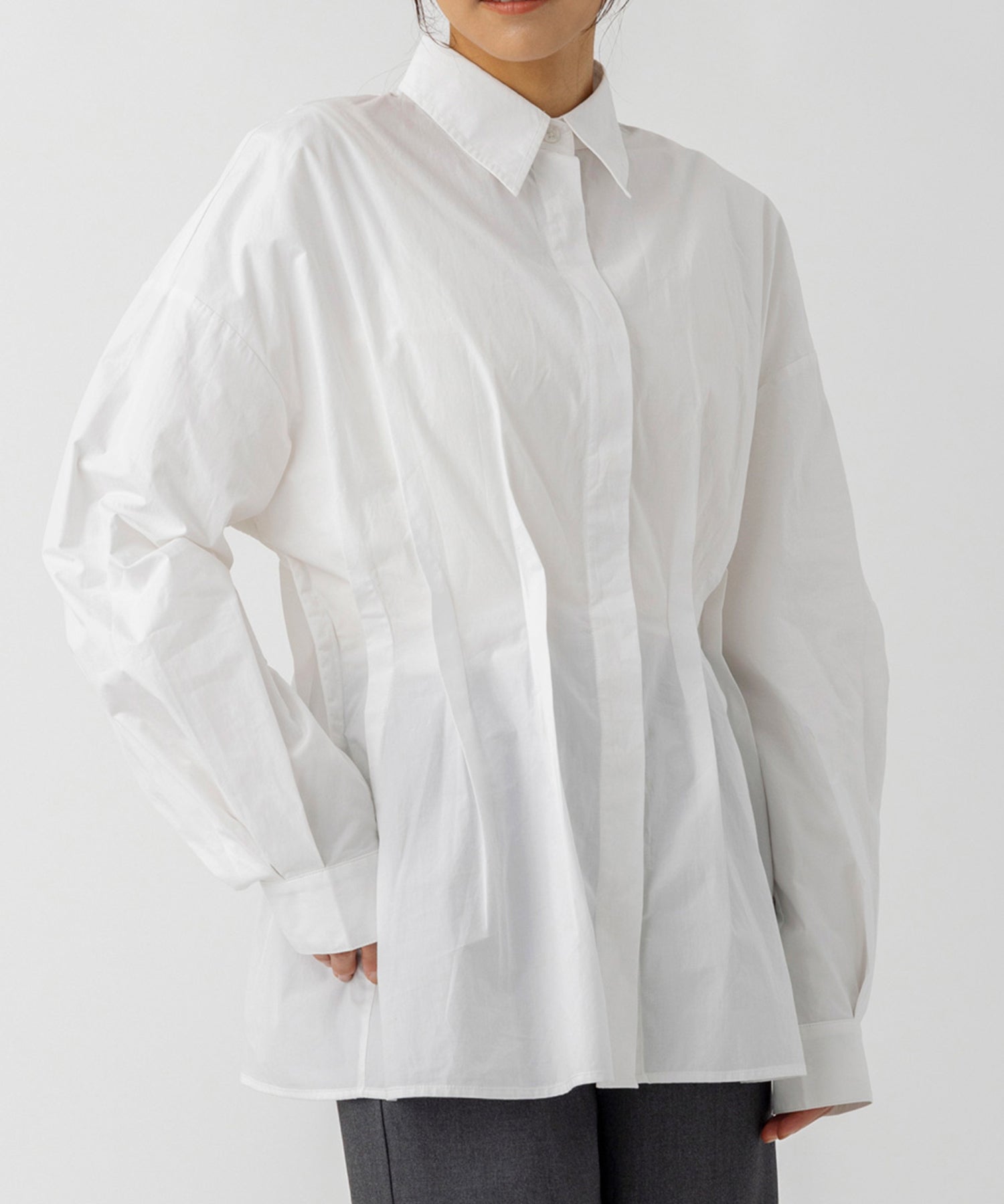ウエストタックシャツ