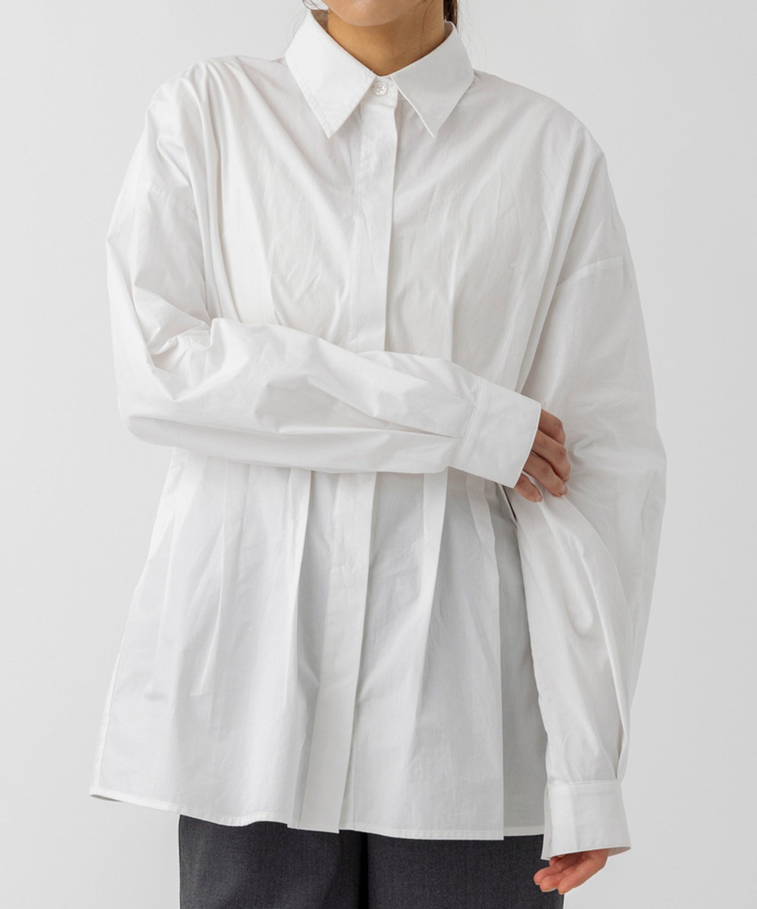 ウエストタックシャツ