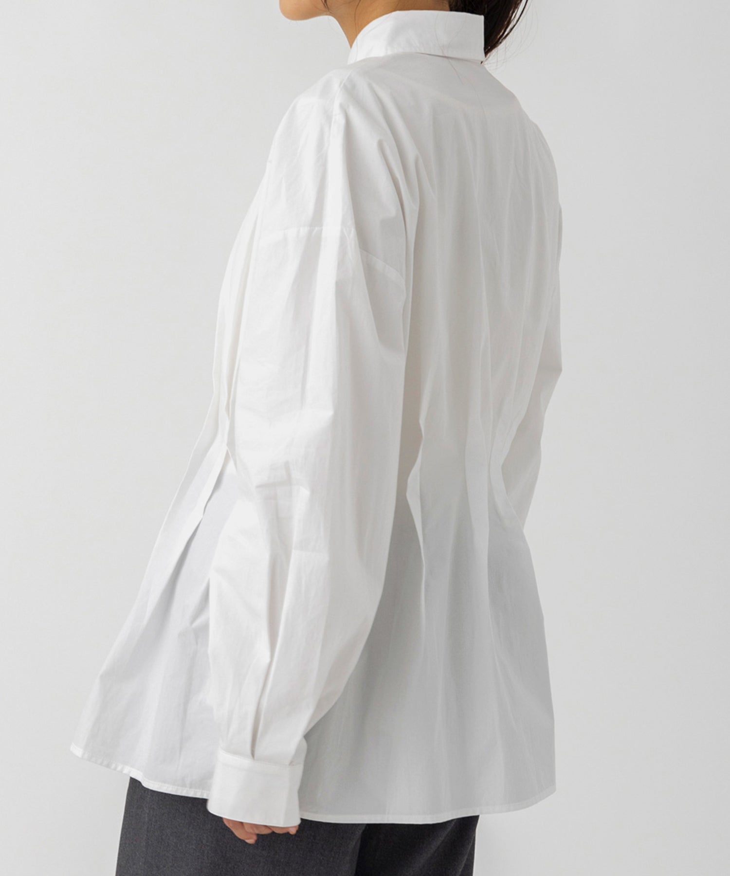 ウエストタックシャツ