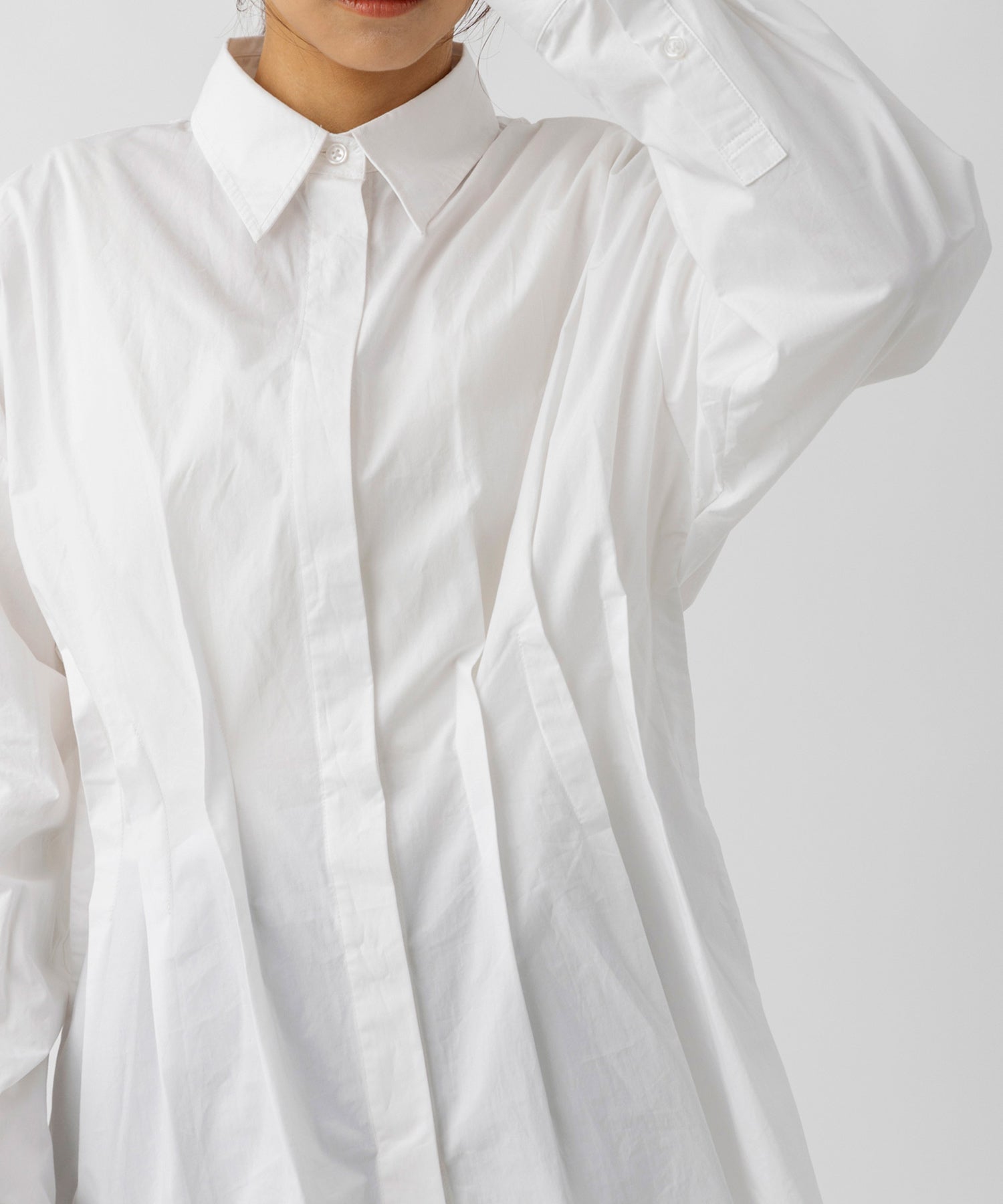 ウエストタックシャツ