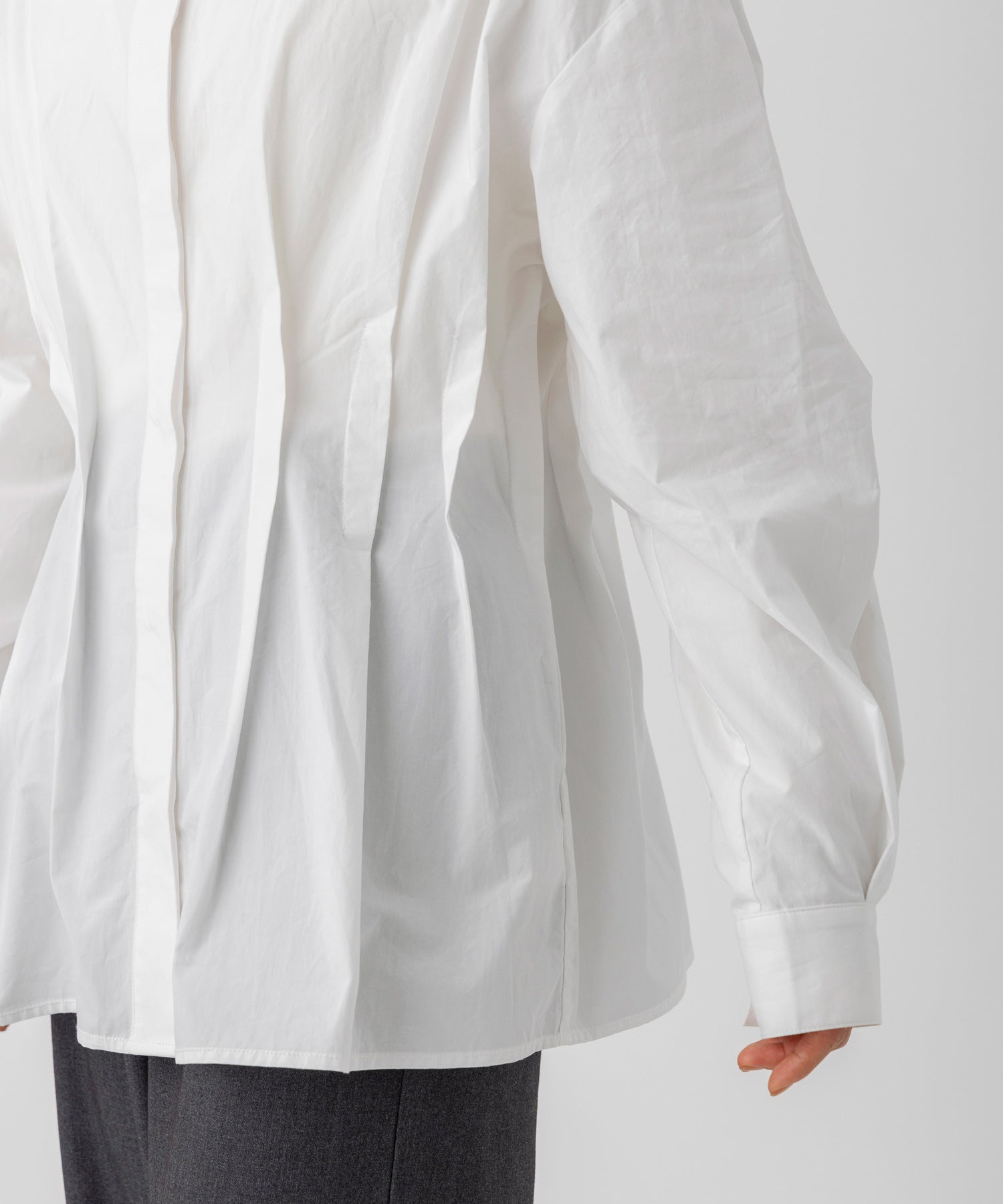 ウエストタックシャツ