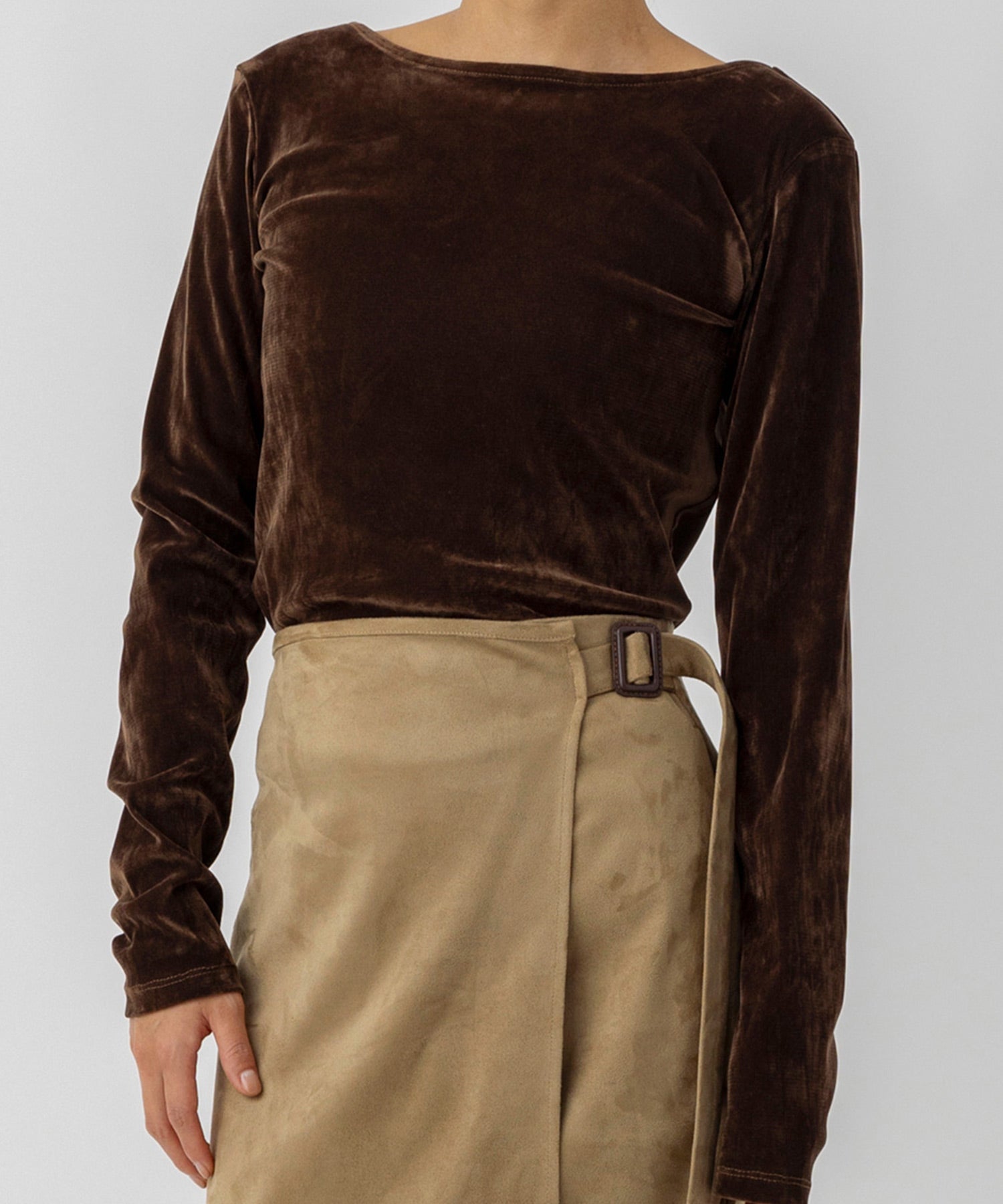 ベロアロングスリーブカットソー