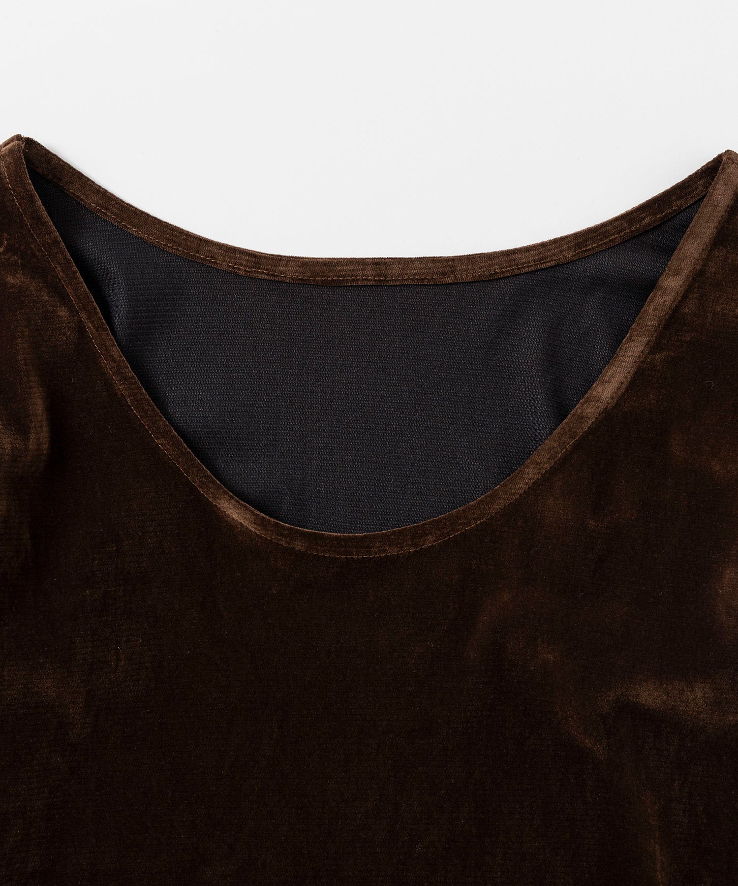 ベロアロングスリーブカットソー