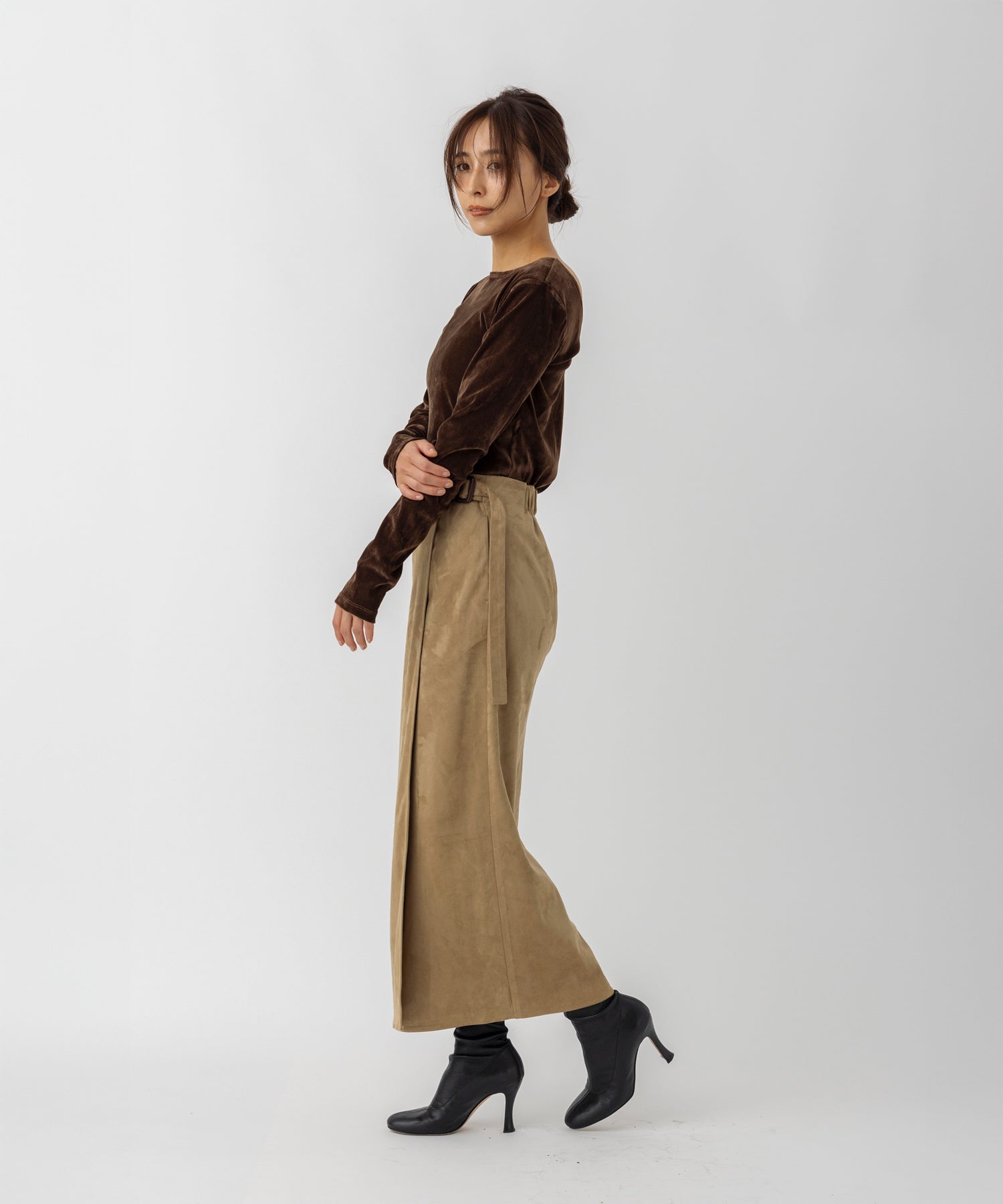 【10月上旬お届け予約商品】ベロアロングスリーブカットソー