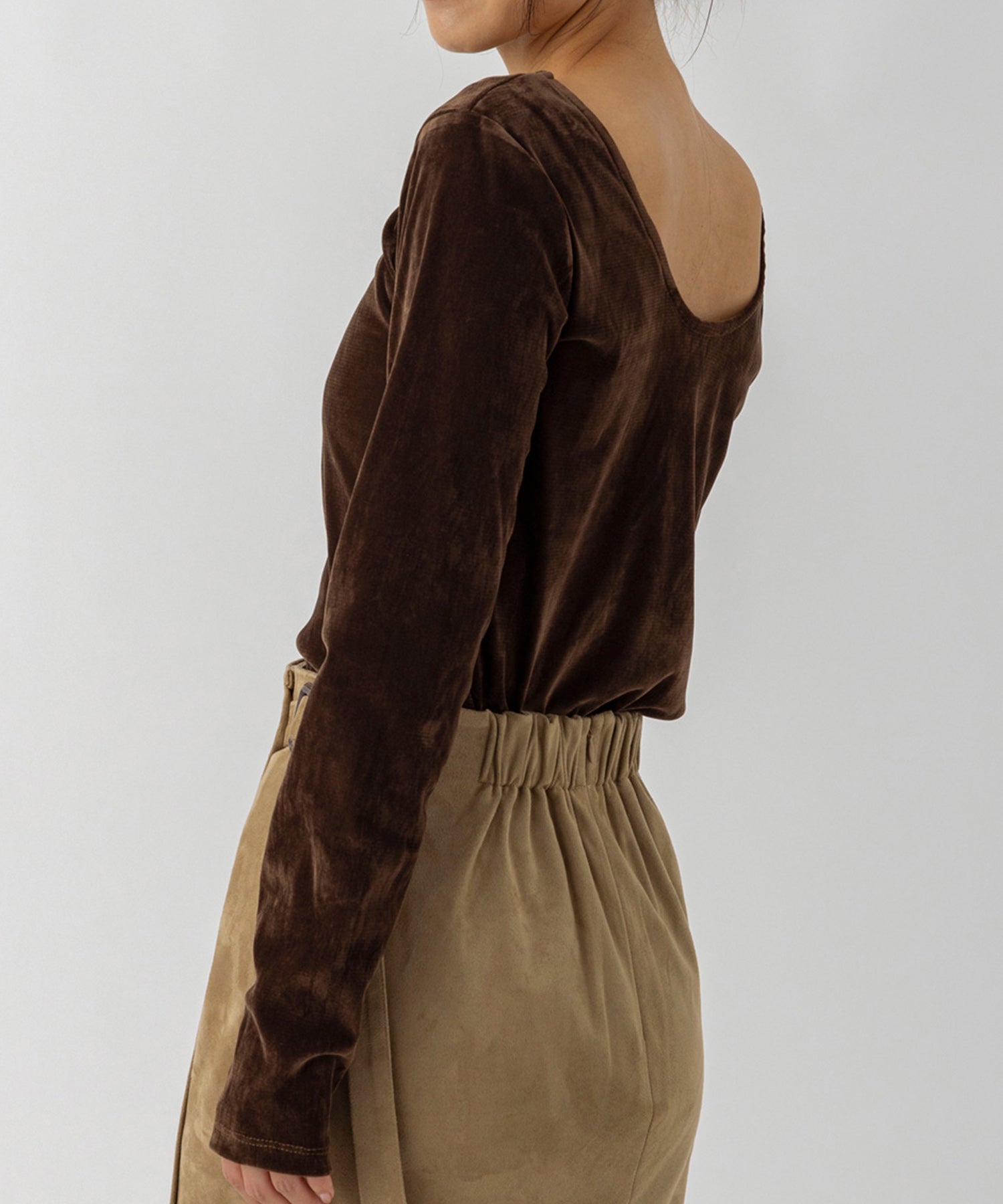 ベロアロングスリーブカットソー