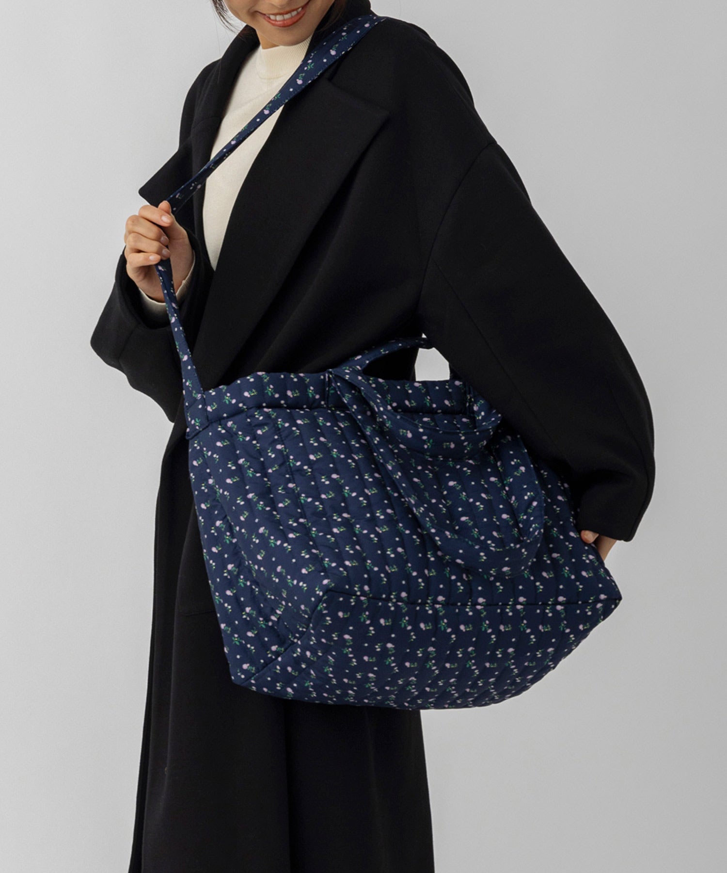 メルトキルティングトートバッグ