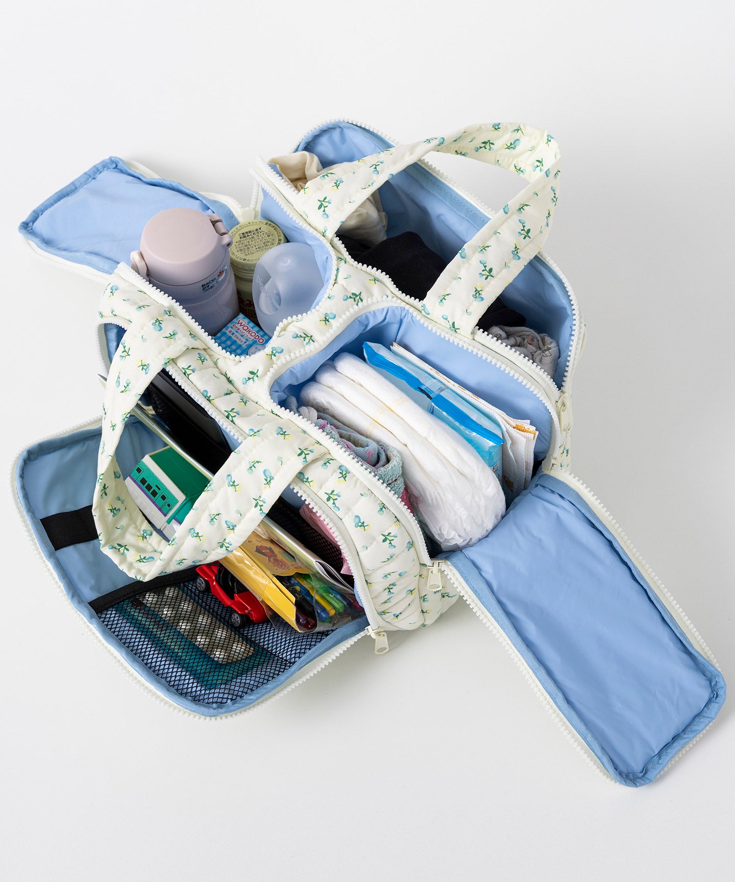 メニイウェイキルティングポーチ