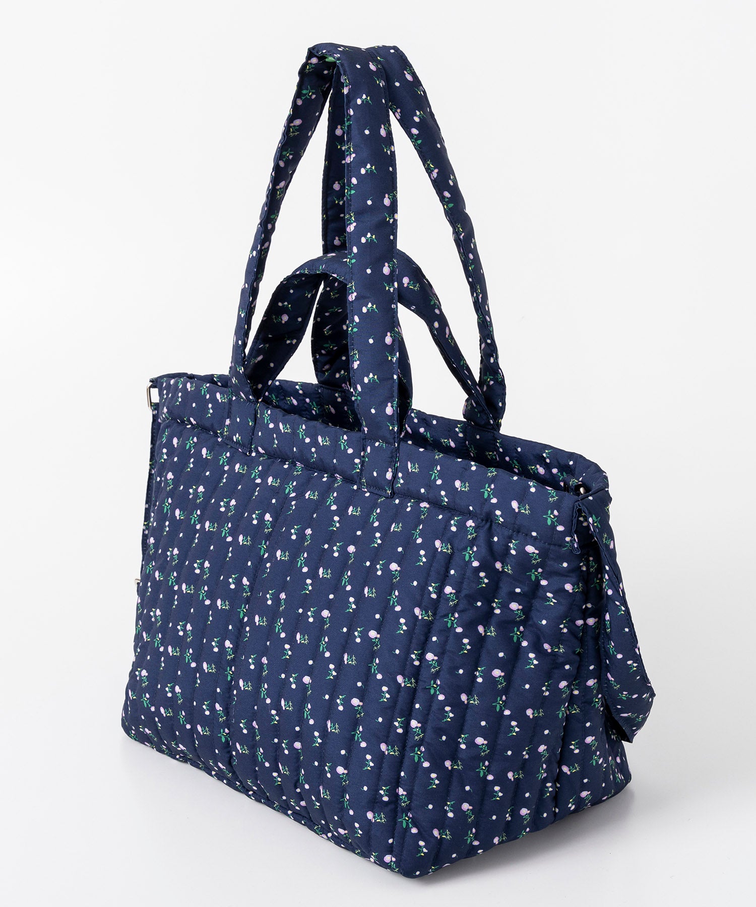 メルトキルティングトートバッグ