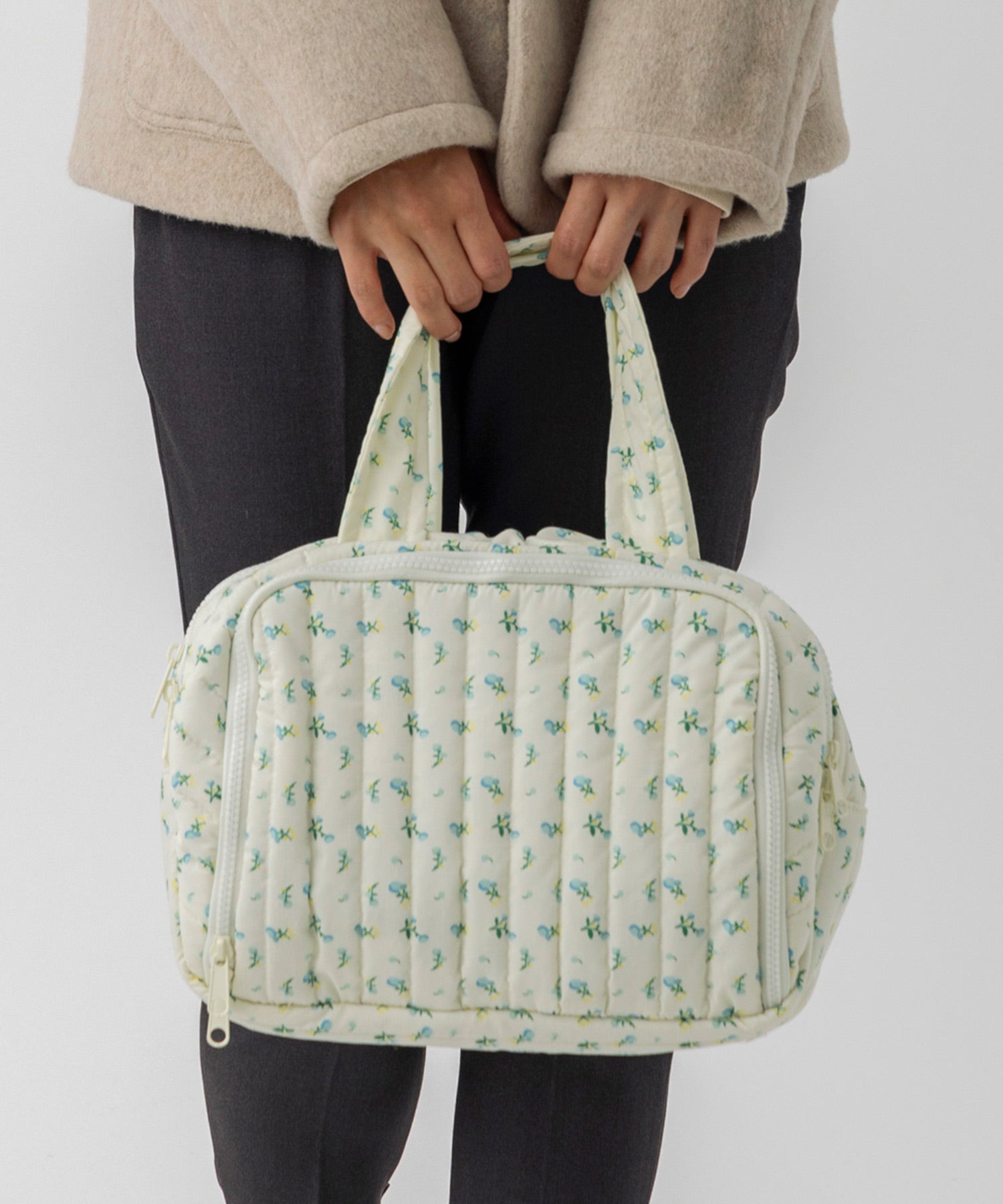 メニイウェイキルティングポーチ