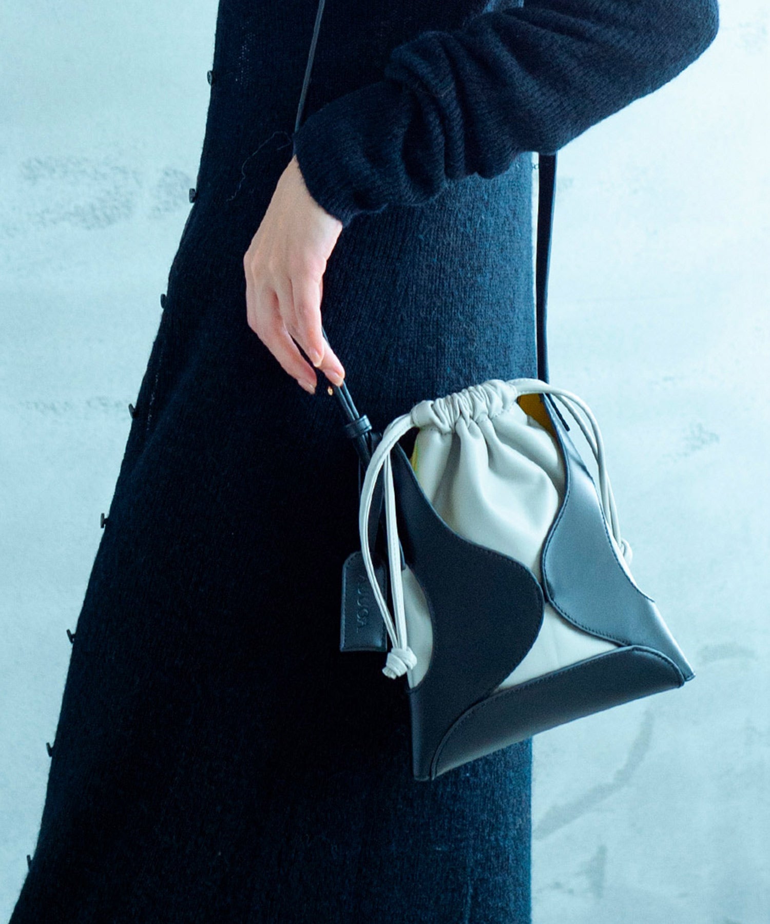 【12月上旬お届け予約商品】カットワークエコレザーショルダーバッグ