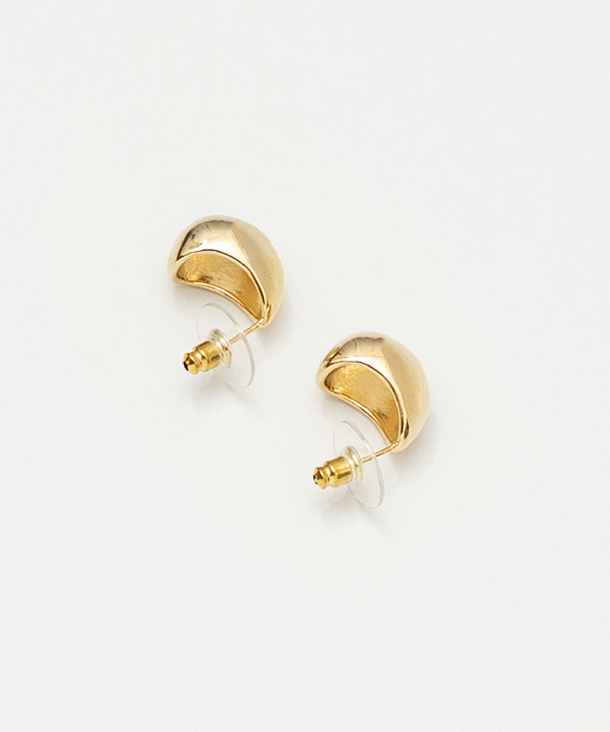 ボールドドームピアス