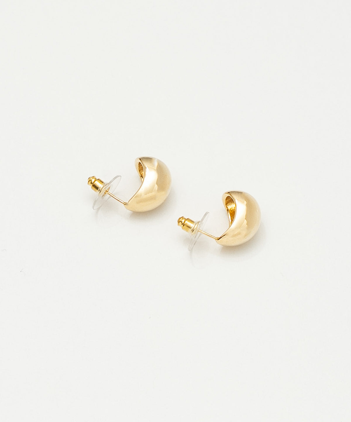 ボールドドームピアス