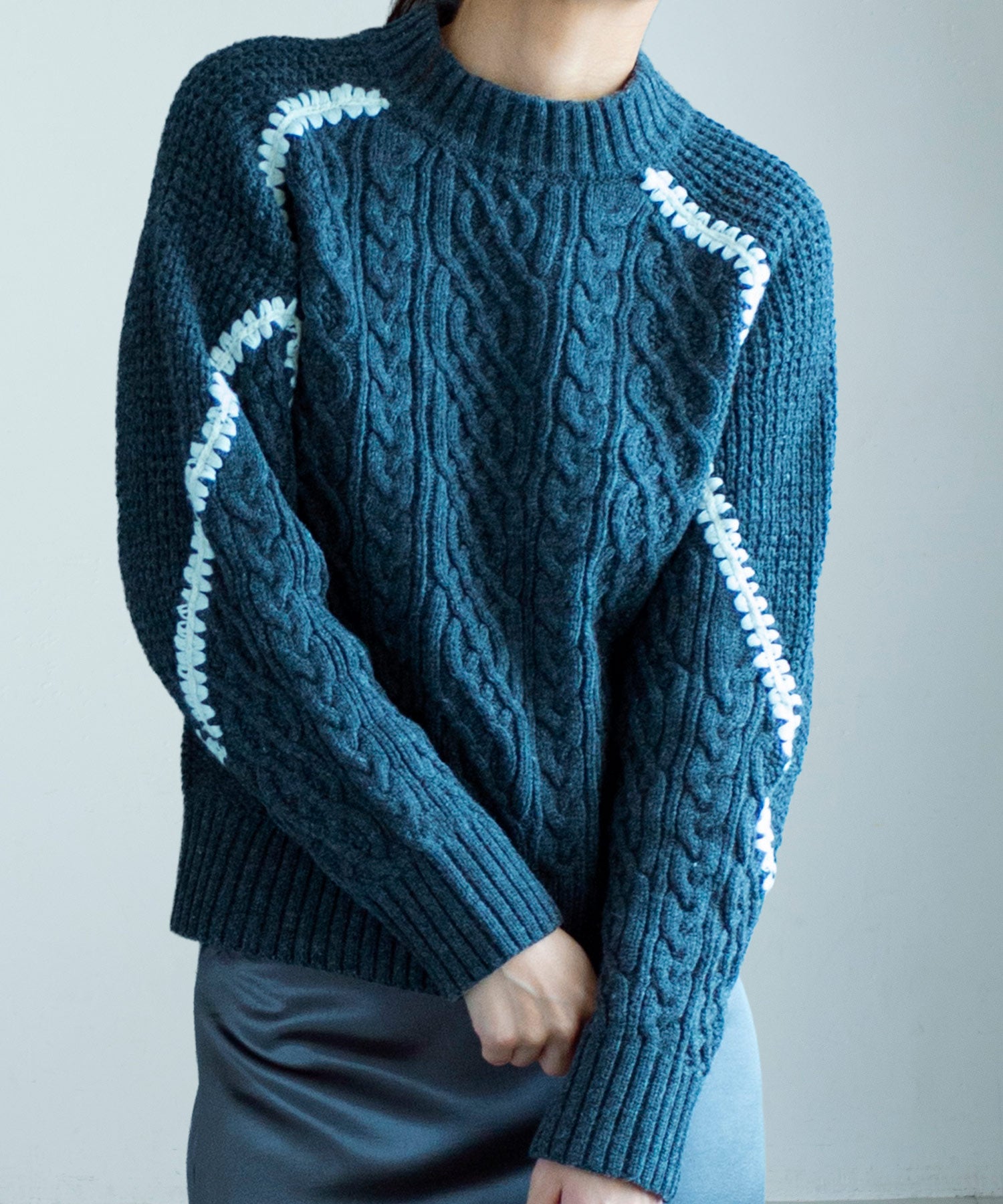 【KURASHI & Trips PUBLISHING】極美品✴︎ゲーブルニット ウォッシャブルケーブルニット｜AJUGA.（アジュガ）公式通販サイト