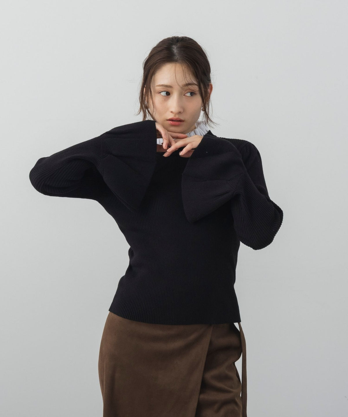 2WAYメロウハイネック衿付きニット